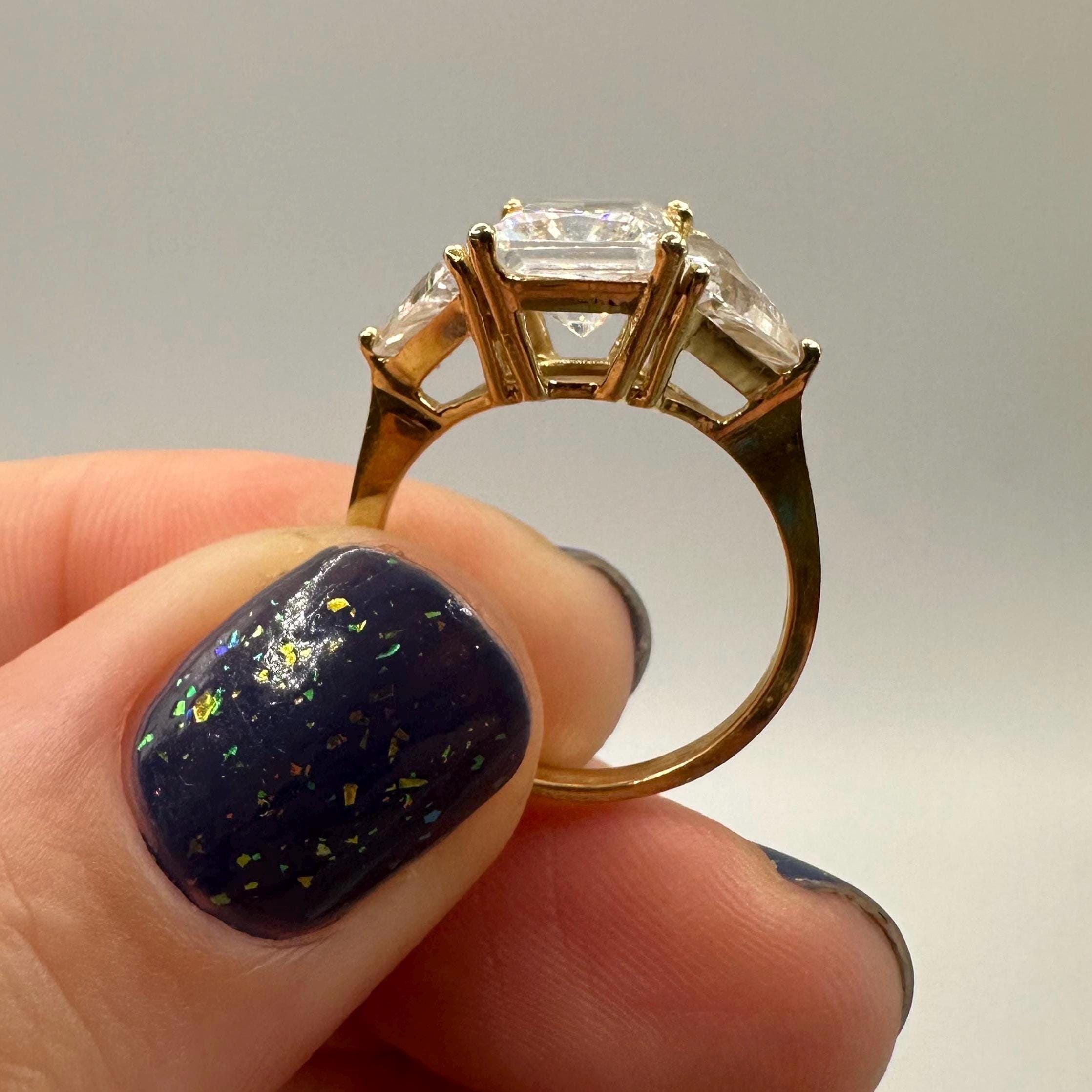 Solid 14K Yellow Gold Three-Stone CZ Ring – Size 6
