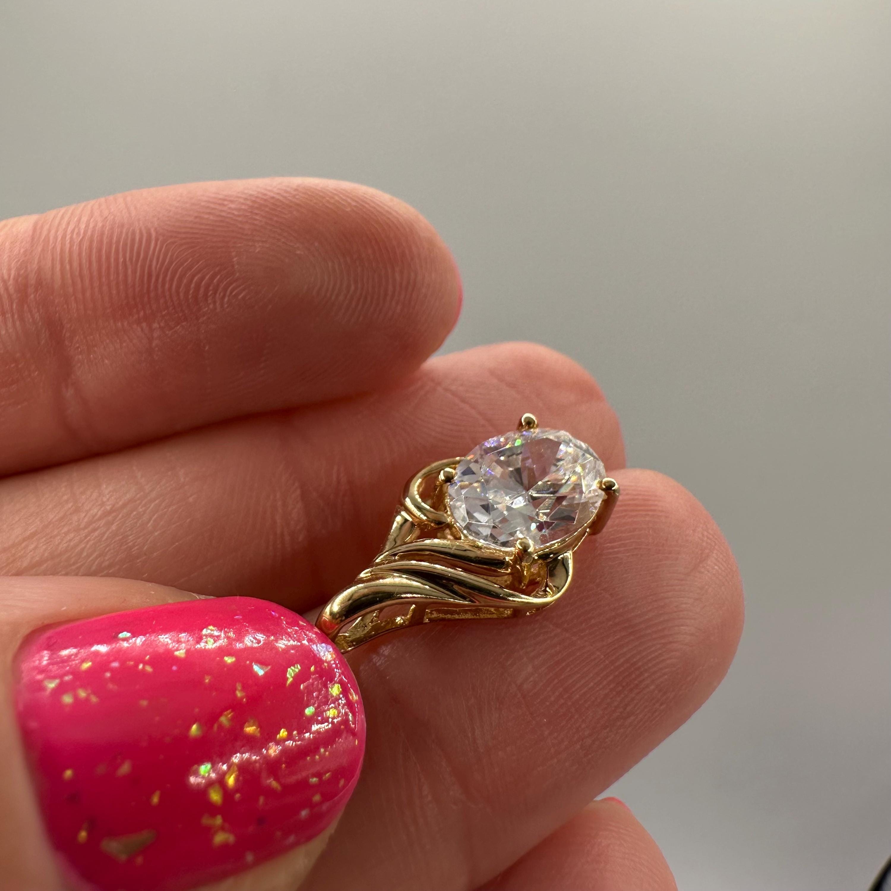 Solid 14K Yellow Gold Necklace Pendant with Cubic Zirconia