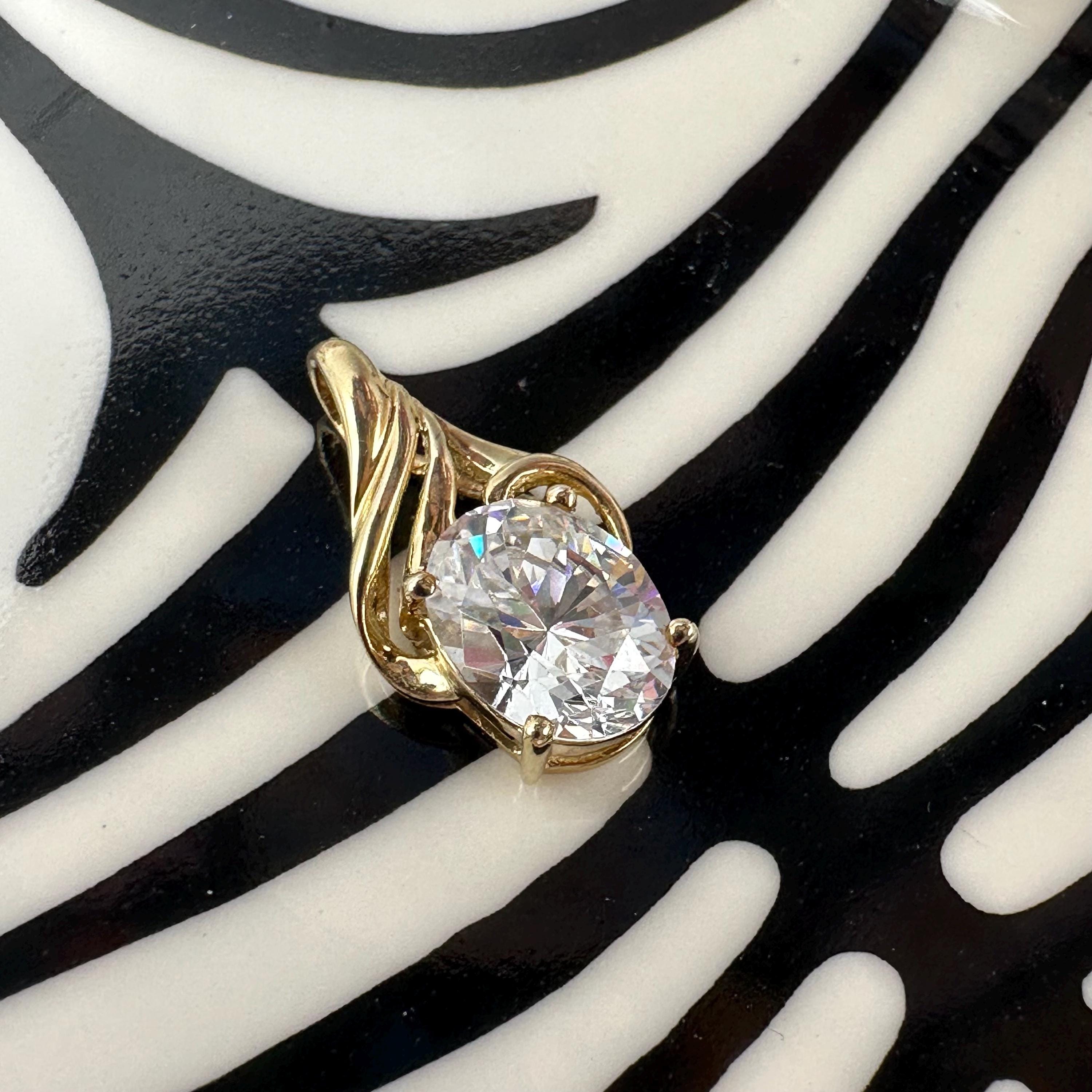 Solid 14K Yellow Gold Necklace Pendant with Cubic Zirconia