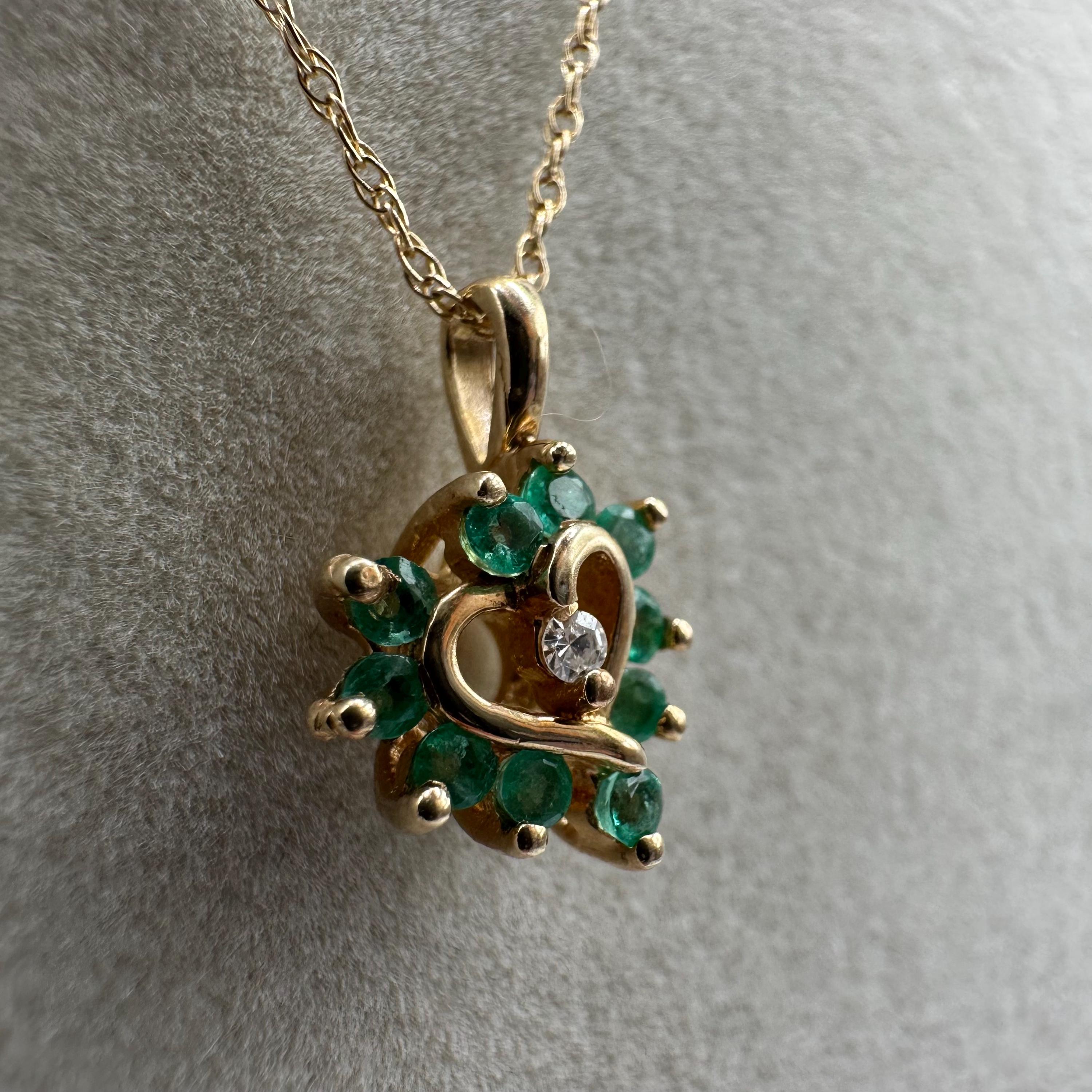 Solid 14K Yellow Gold Emerald & Diamond Heart Pendant Necklace 17.5"