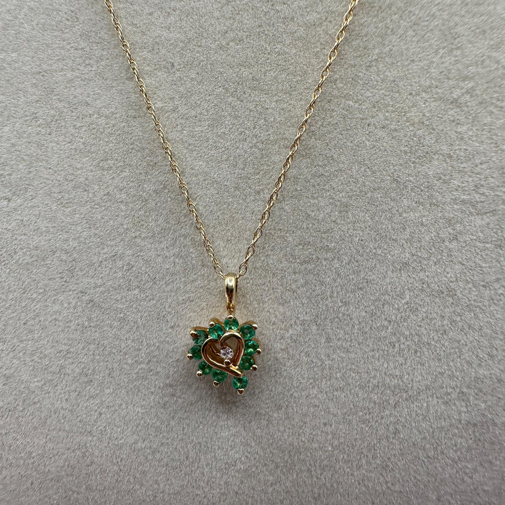 Solid 14K Yellow Gold Emerald & Diamond Heart Pendant Necklace 17.5"