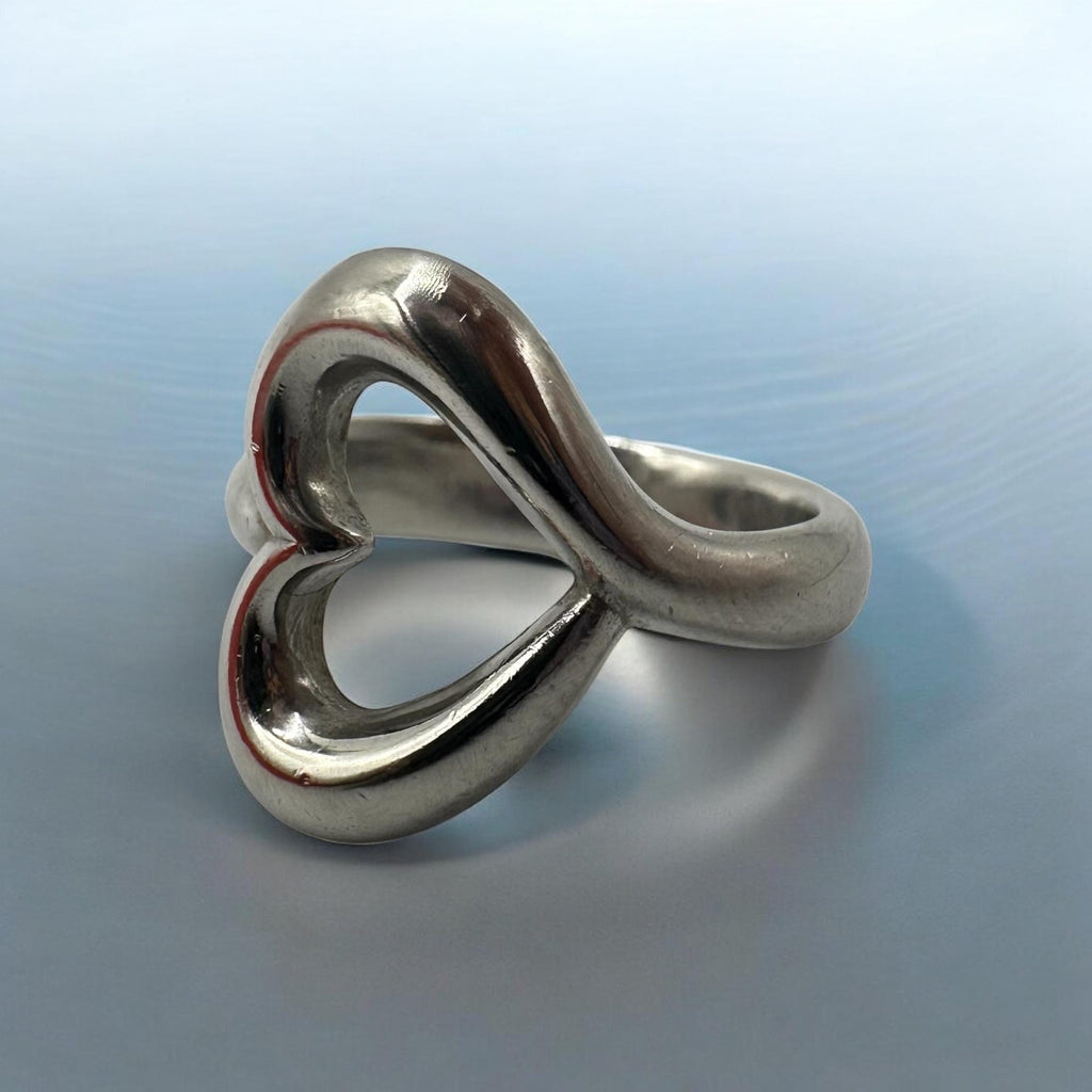 RETIRED James Avery Abounding Heart Sterling Silver Ring - Size 6.75