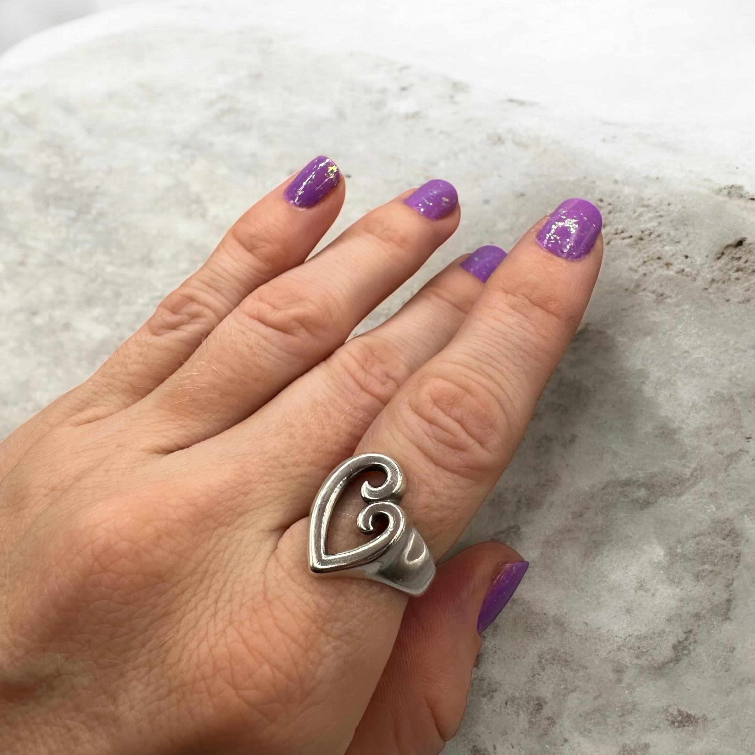 James Avery Mothers Love Sterling Silver Ring, Heart Scroll Design, Size 7.25
