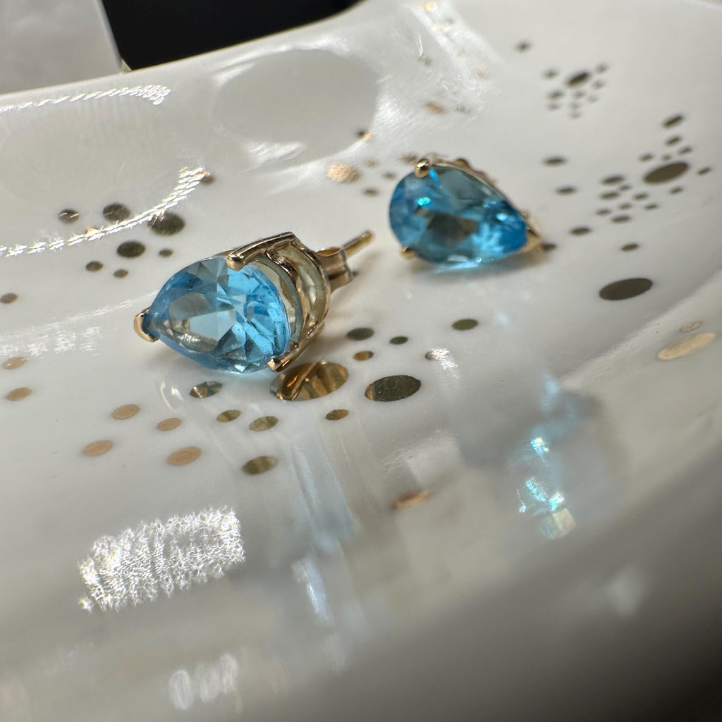 14K Solid Gold Pear Shape Blue Topaz Stud Earrings