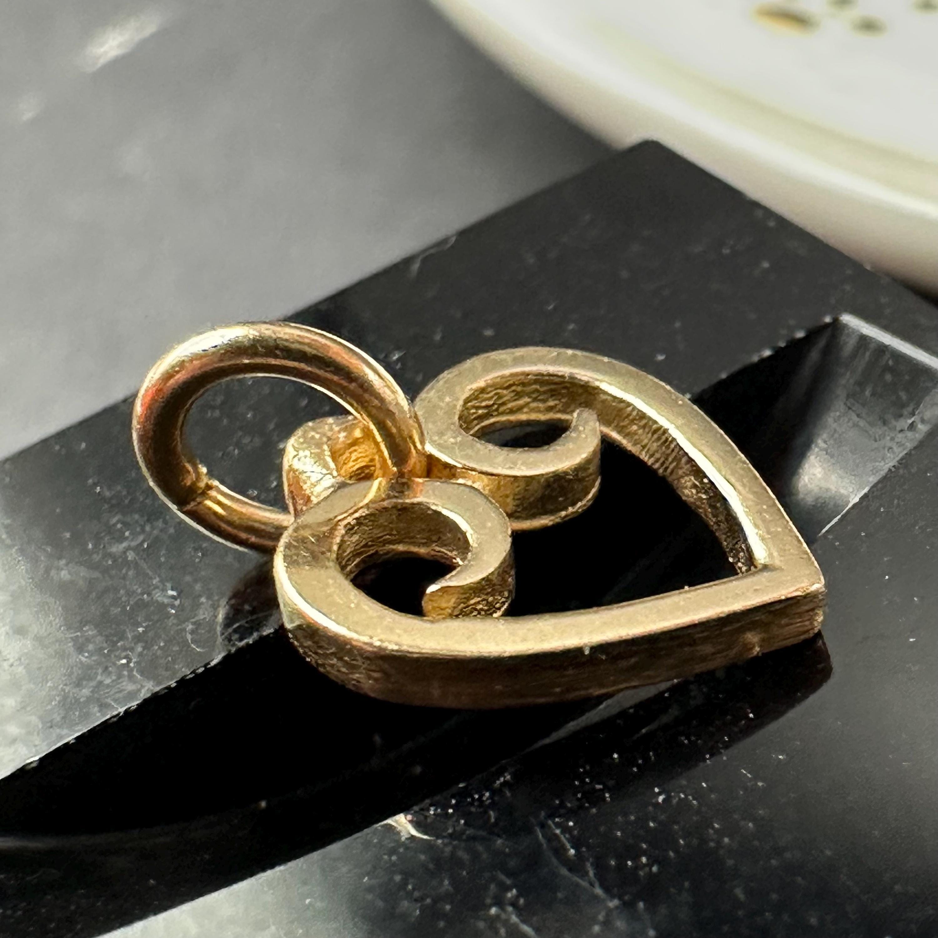 Retired James Avery Solid 14K Yellow Gold Open Heart Scroll Charm Pendant