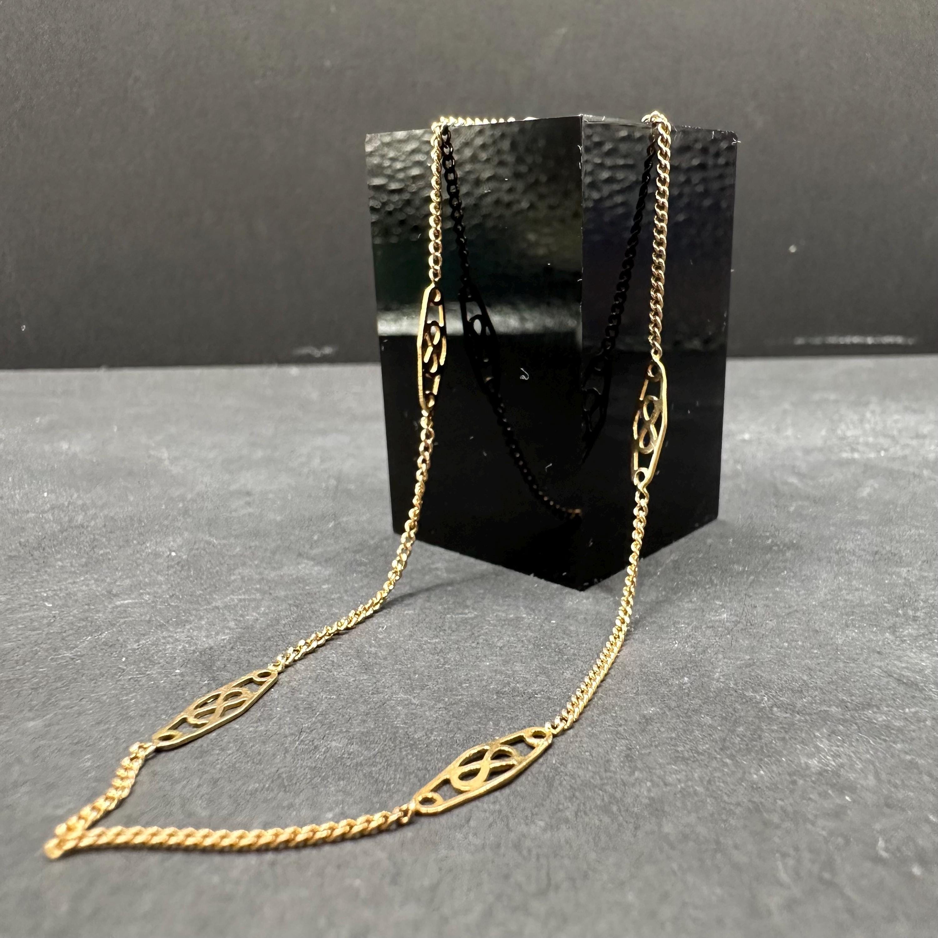 Solid 14K Yellow Gold Bracelet with Delicate Accents – 8 Inches