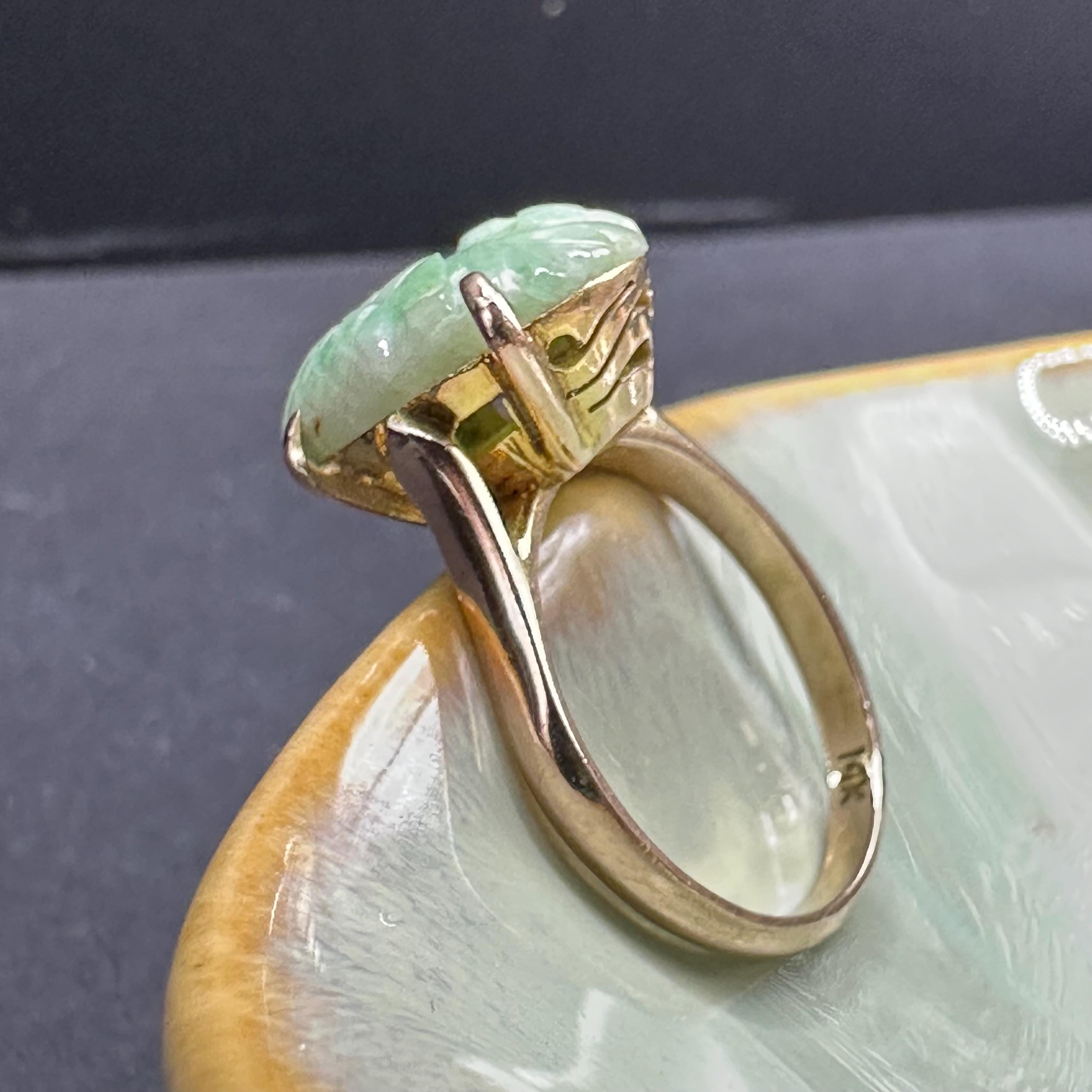 Solid 14K Yellow Gold Ring with Carved Jadeite – Size 5.5