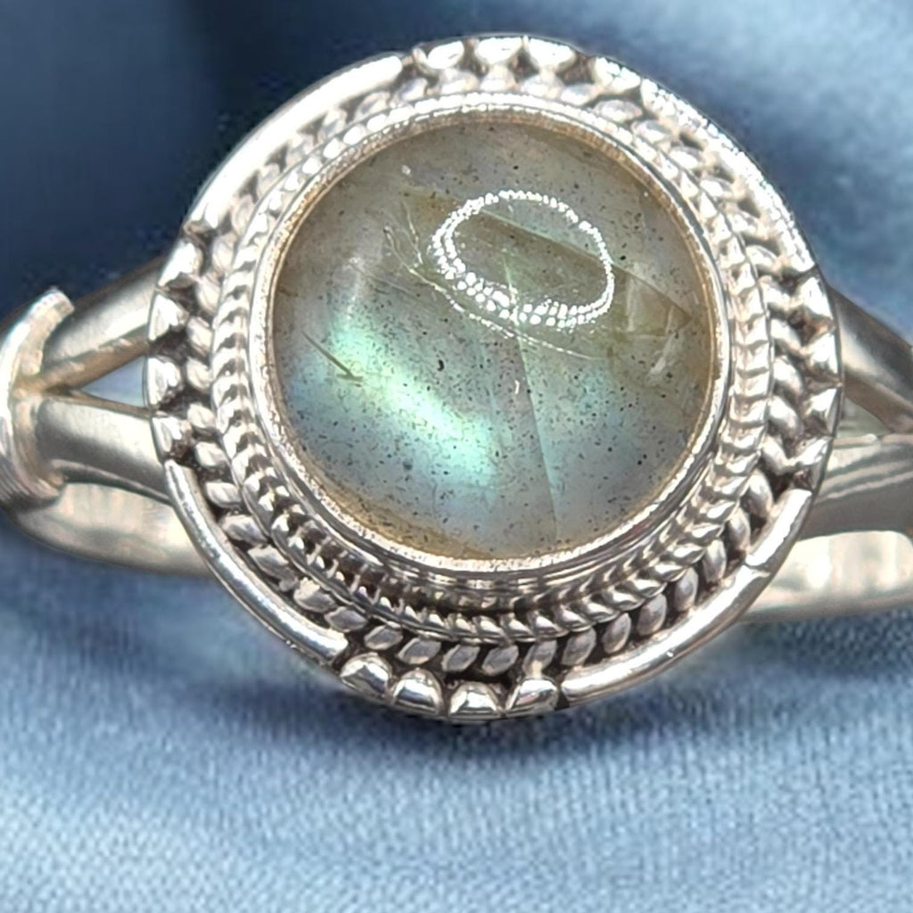 Sterling Silver Labradorite Ring, Size 6.75