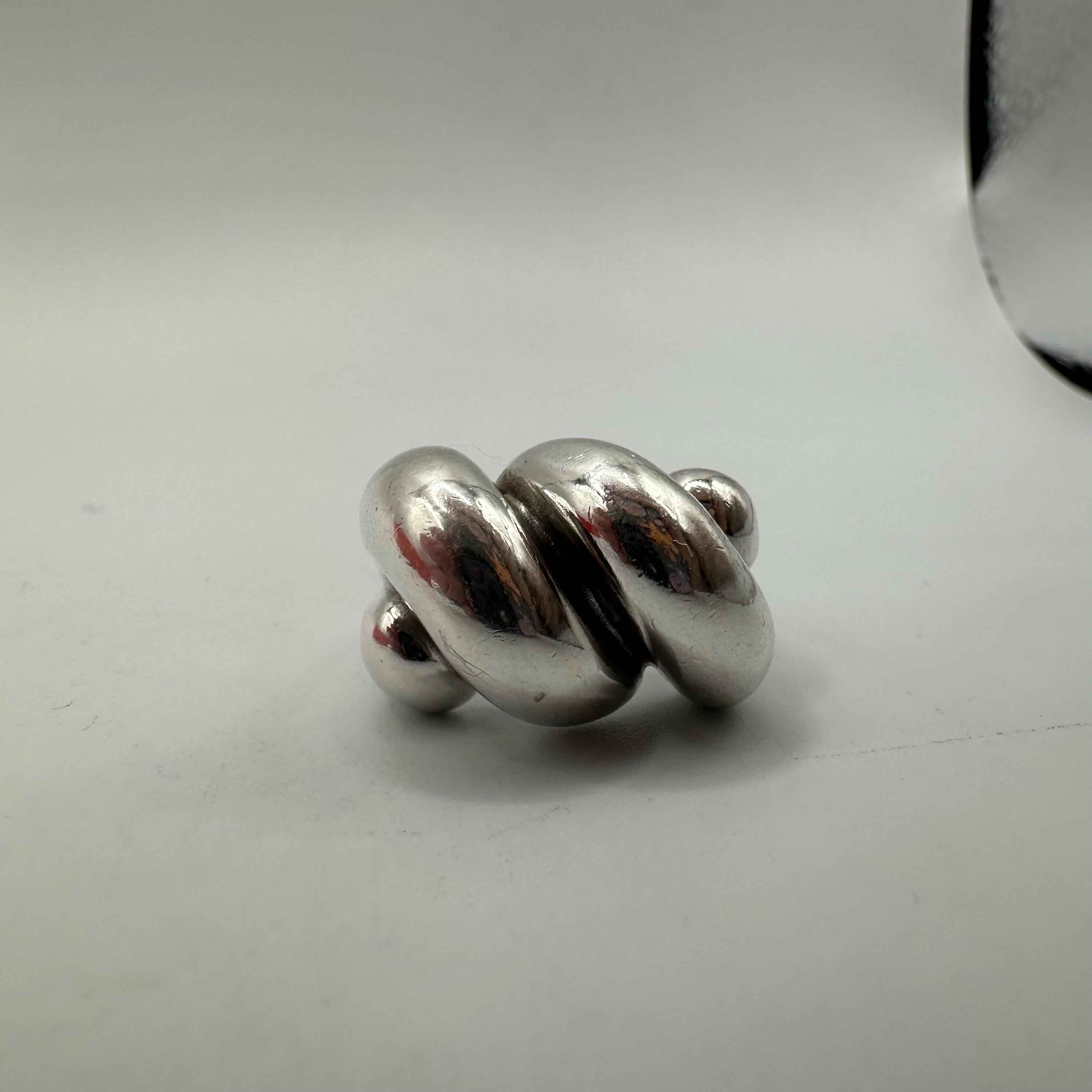 RETIRED James Avery Sisterhood Sterling Silver Ring - Size 6.5