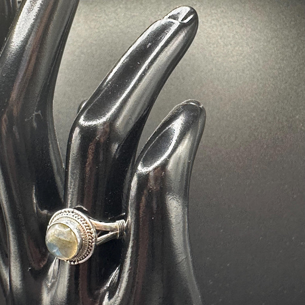 Sterling Silver Labradorite Ring, Size 6.75