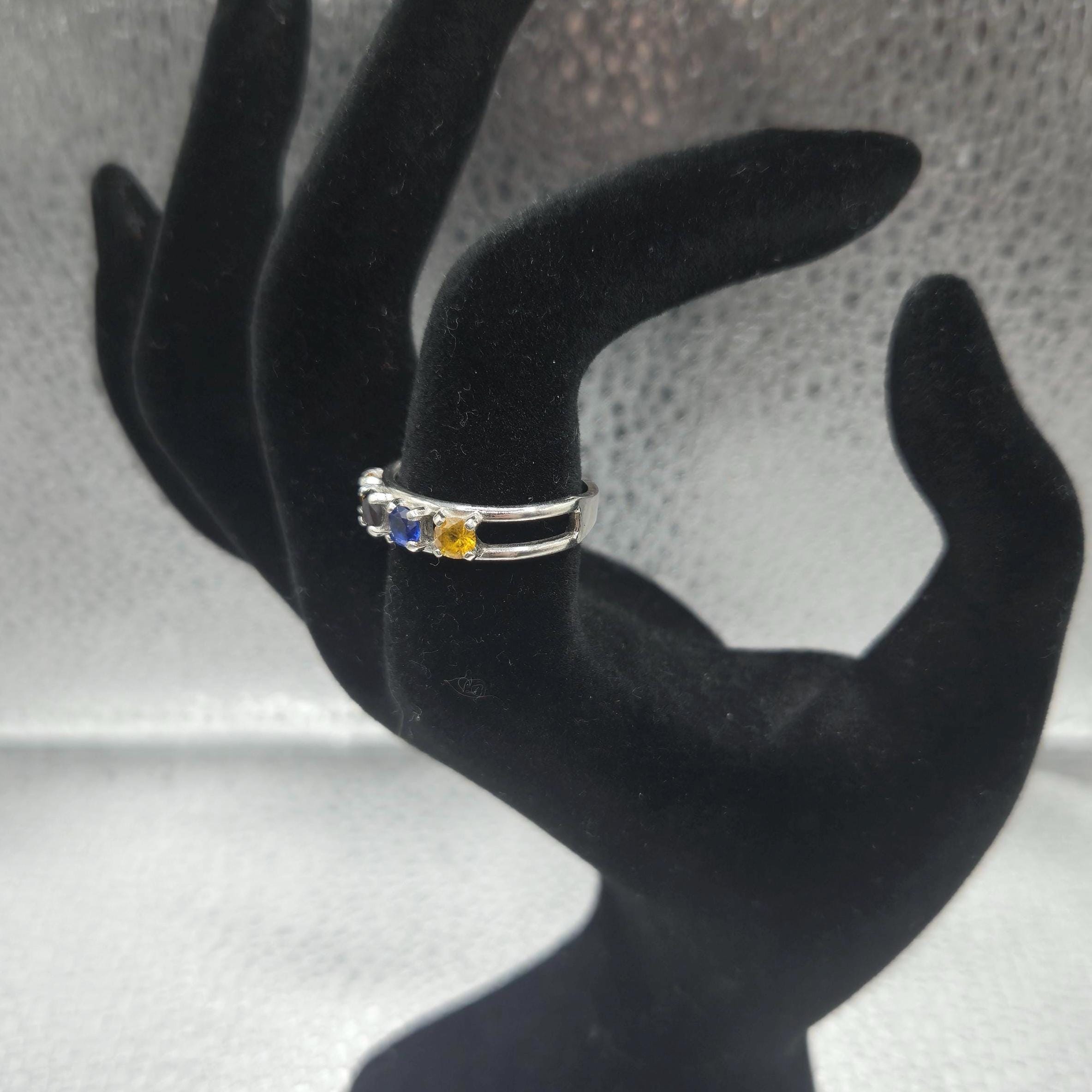 Solid 14K White Gold Ring with Topaz, Sapphire, Spinel & Amethyst – Size 7.5