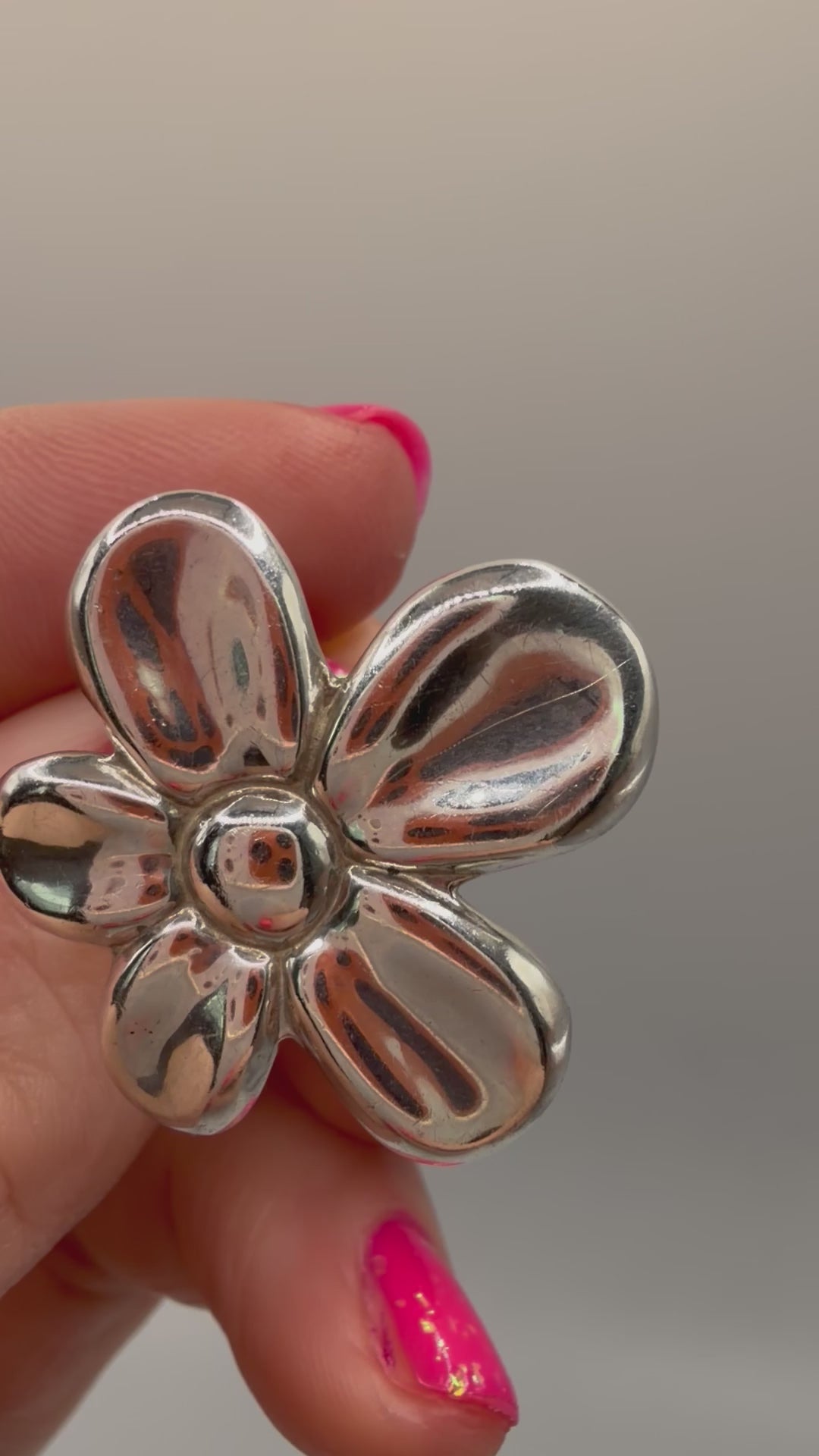 925 Sterling Silver Flower Ring – Size 9