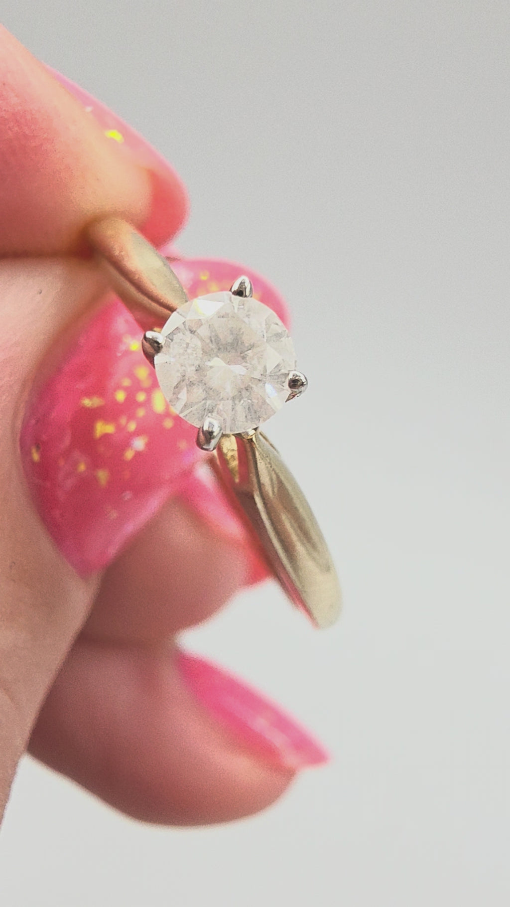 Solid 14K Gold .25 Carat Round Diamond Solitaire Engagement Ring - Size 7