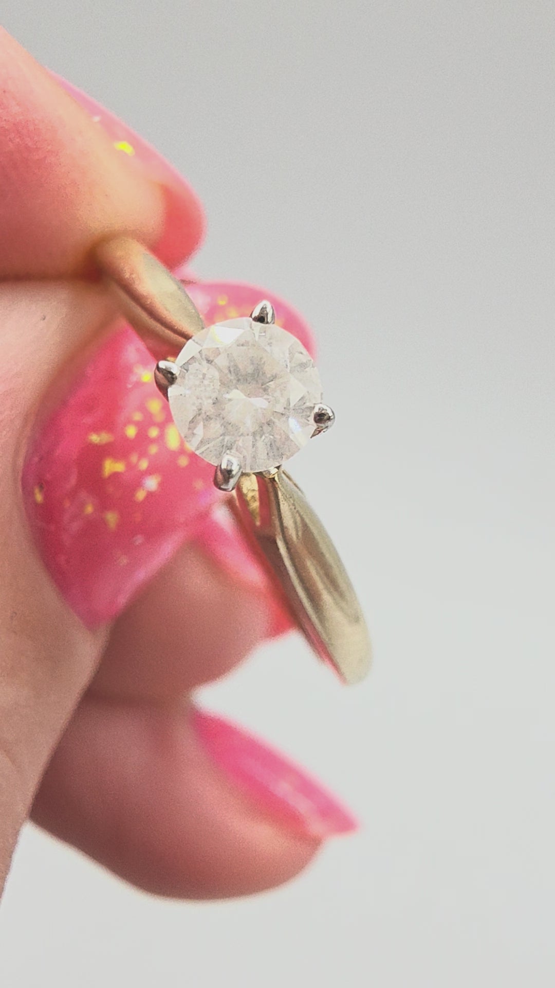 Solid 14K Gold .25 Carat Round Diamond Solitaire Engagement Ring - Size 7