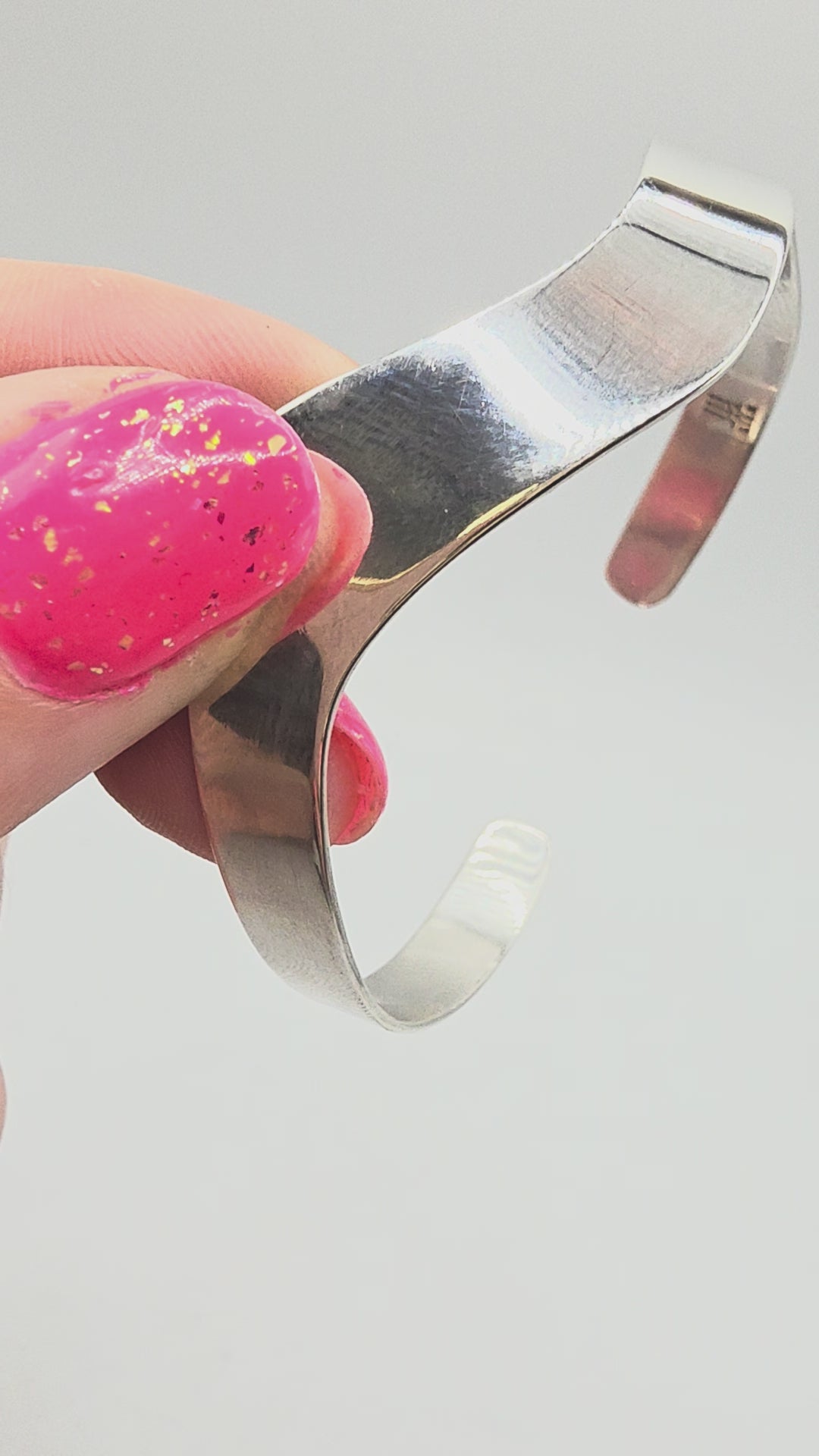 RETIRED James Avery Wavy Sterling Silver  Cuff Bracelet 925 - 7 Inch