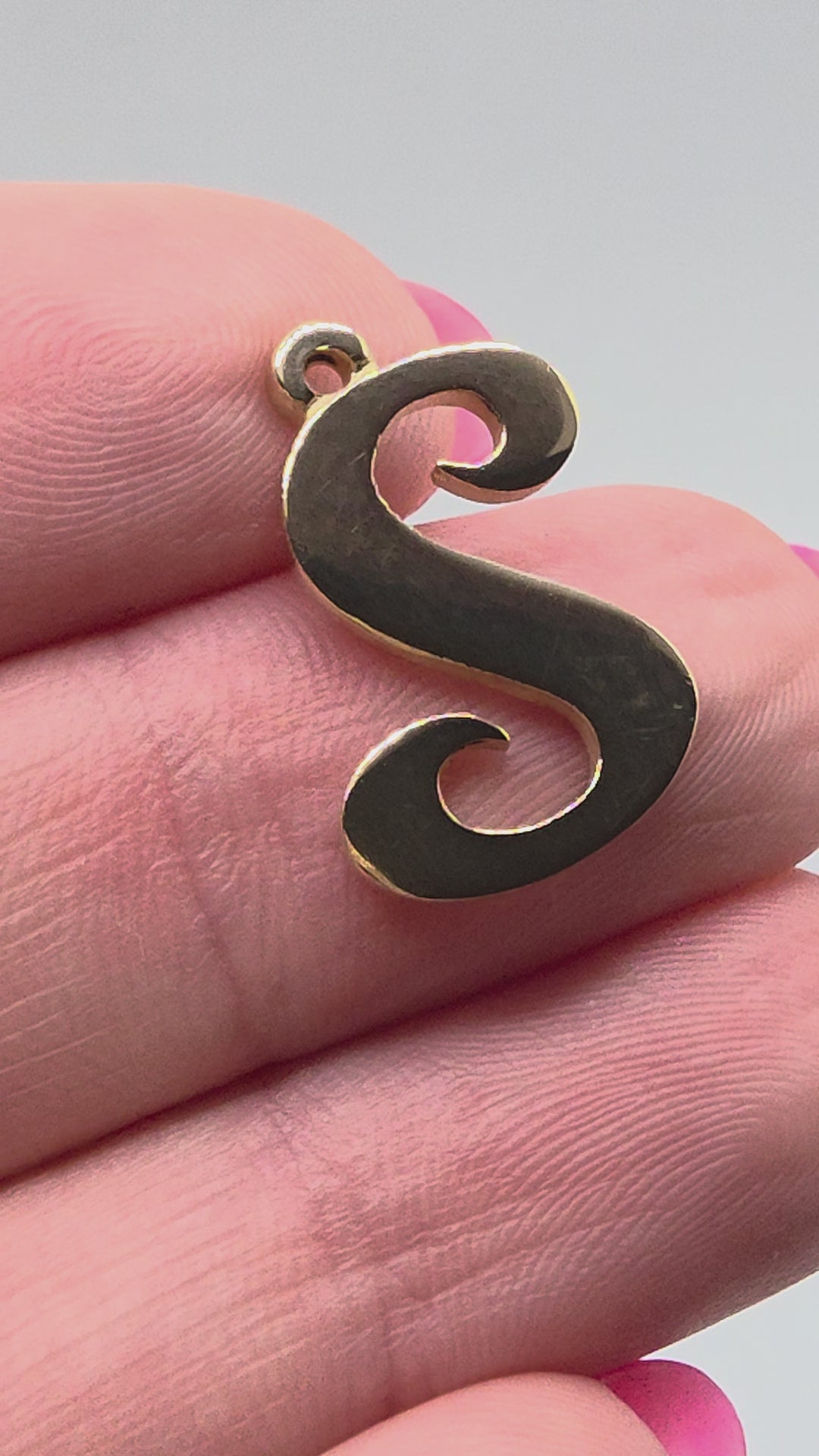 Retired James Avery Solid 14K Yellow Gold LARGE Letter "S" Initial Charm Pendant
