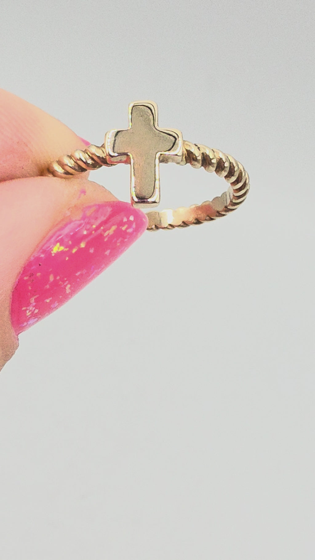 RETIRED James Avery Solid 14K Yellow Gold Cross Ring with Twisted Band – Size 6