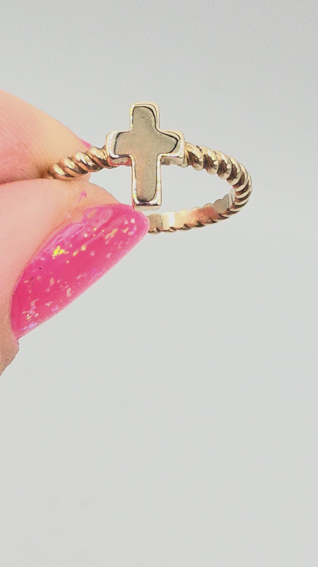 RETIRED James Avery Solid 14K Yellow Gold Cross Ring with Twisted Band – Size 6