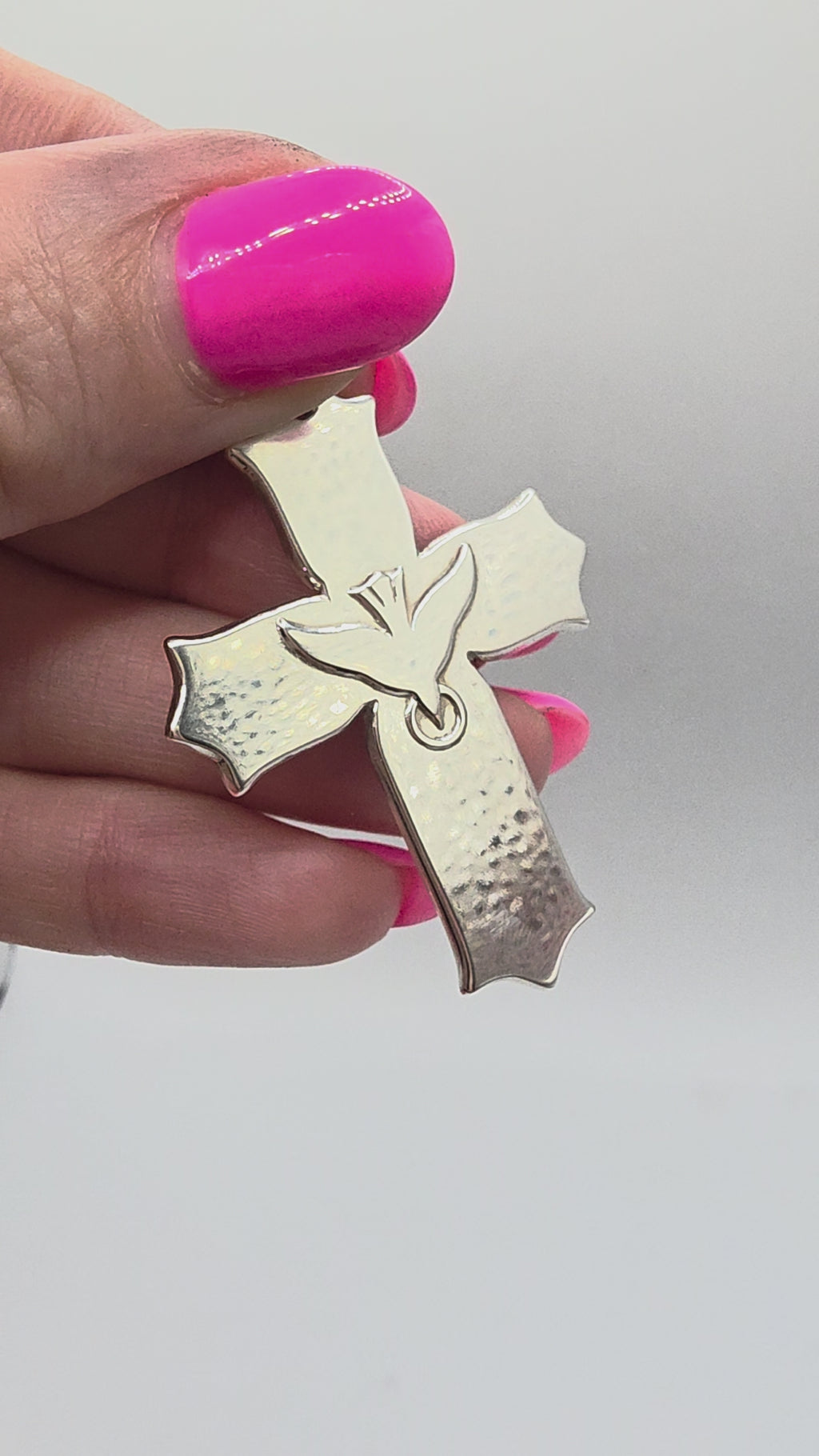 RETIRED James Avery 925 Sterling Silver Descending Dove Cross Necklace Pendant