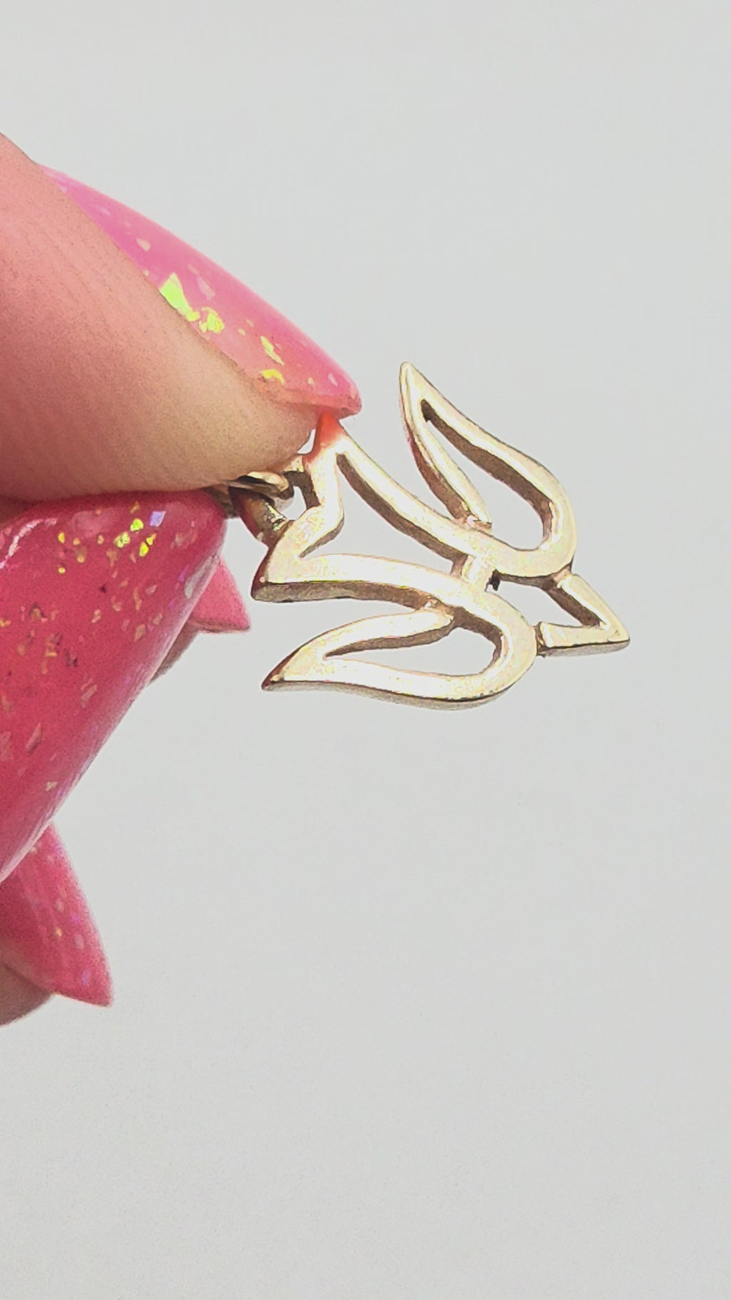 RETIRED James Avery Open Descending Dove Solid 14K Gold Bird Charm Pendant