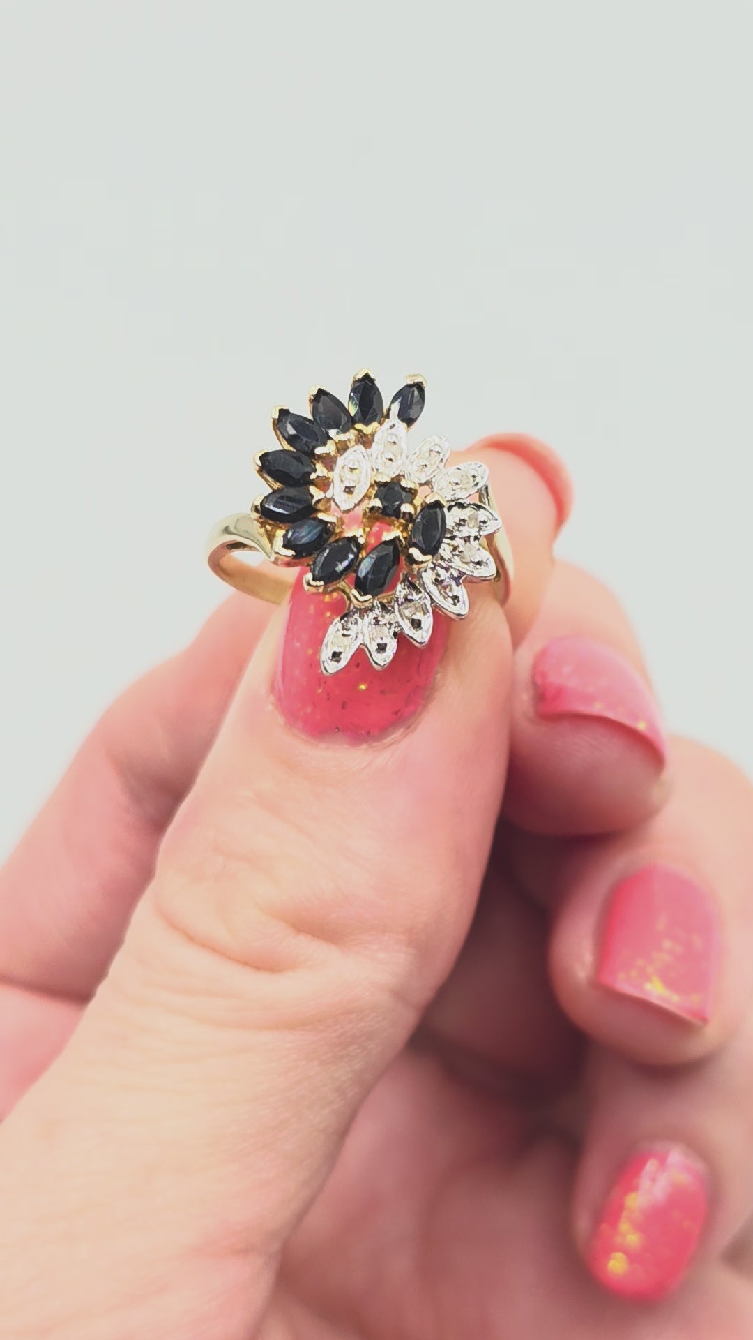 Solid 10K Yellow Gold Ring with Blue Sapphire and Diamond Cluster - Size 7