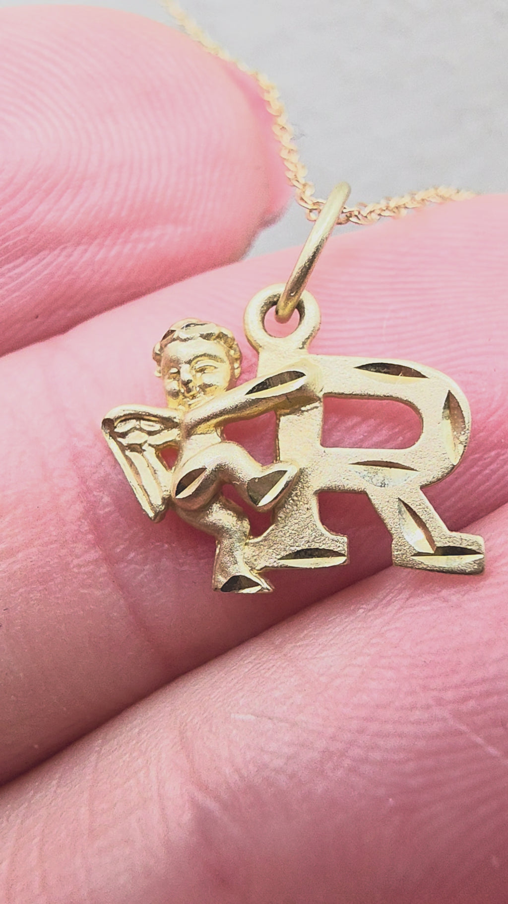 Michael Anthony Solid 10K Letter R Pendant Necklace with Angel - 15 Inch