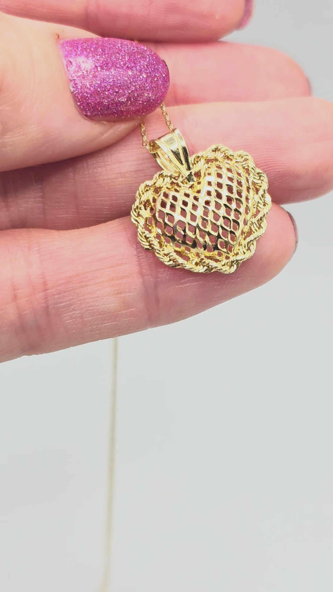 Michael Anthony Solid 14K Gold Filigree Heart Pendant Necklace - 18 Inches