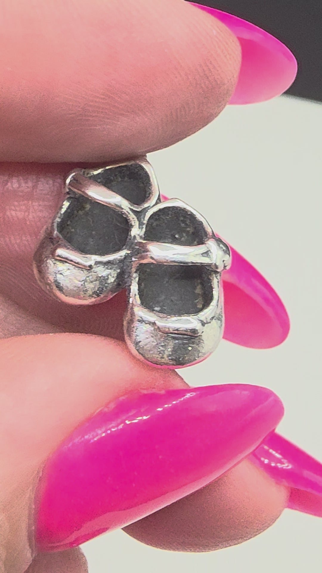 James Avery Lil Girl Baby Shoes 925 Sterling Silver Charm Pendant