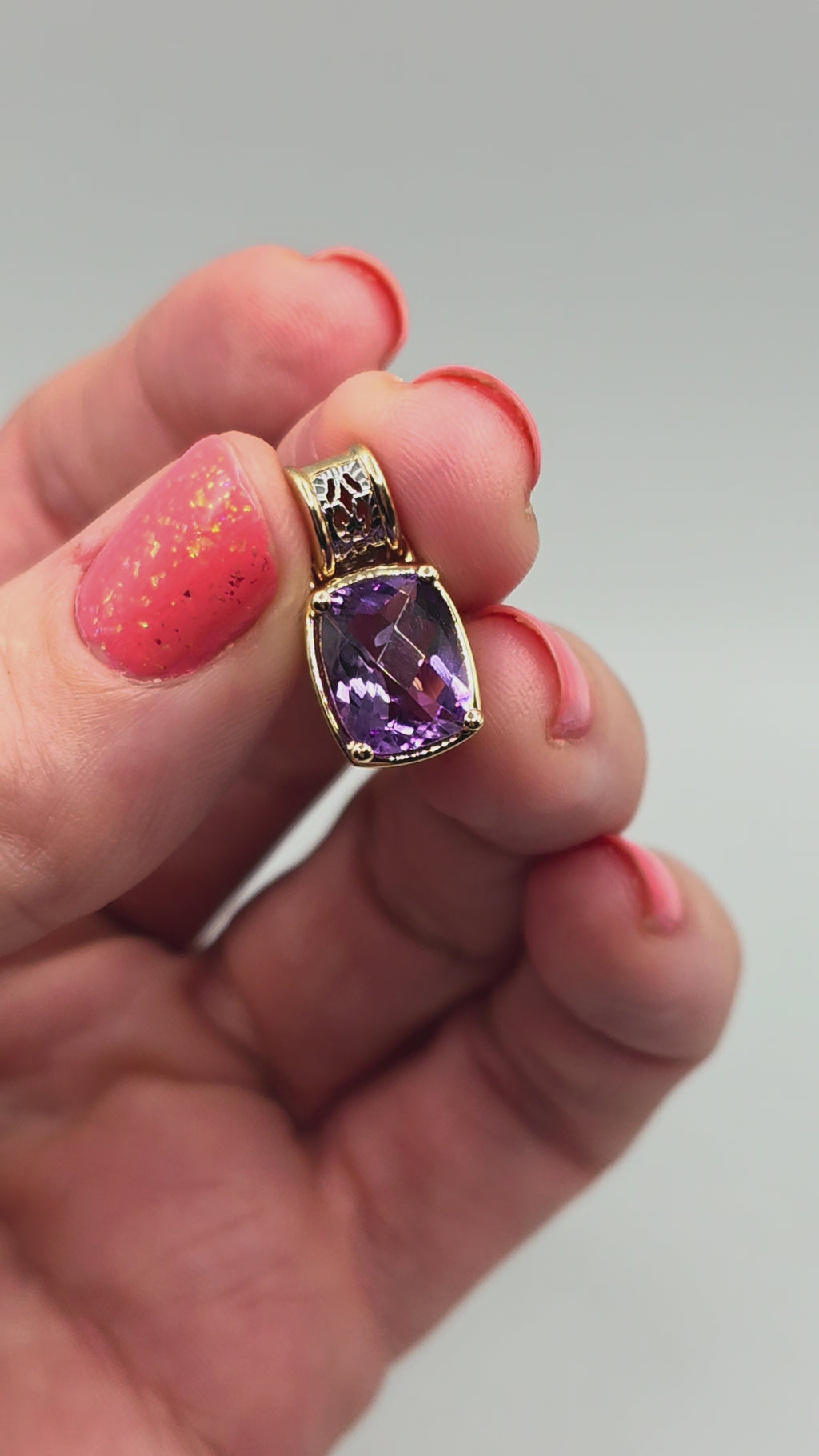 Solid 14k Gold Necklace Pendant with Cushion-Cut Amethyst