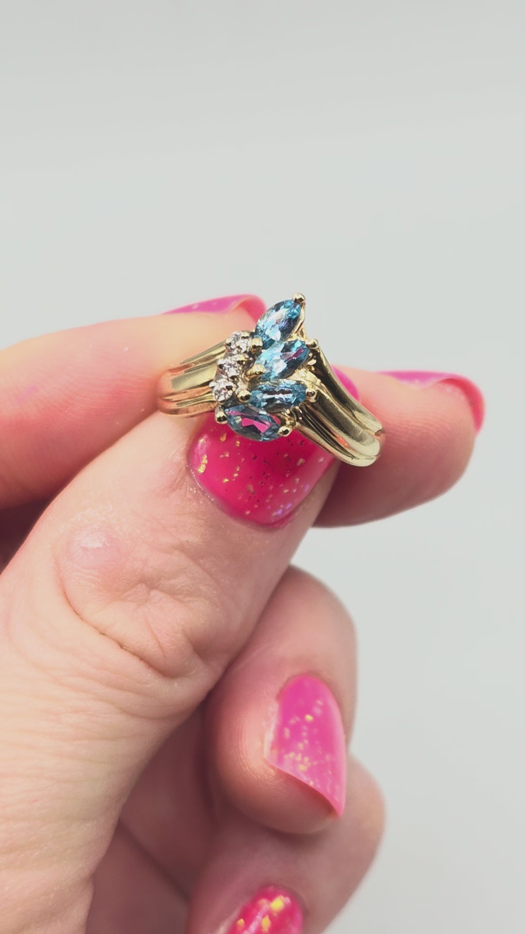 10K Solid Yellow Gold Ring with Blue Topaz & Diamond Cluster – Size 6.5