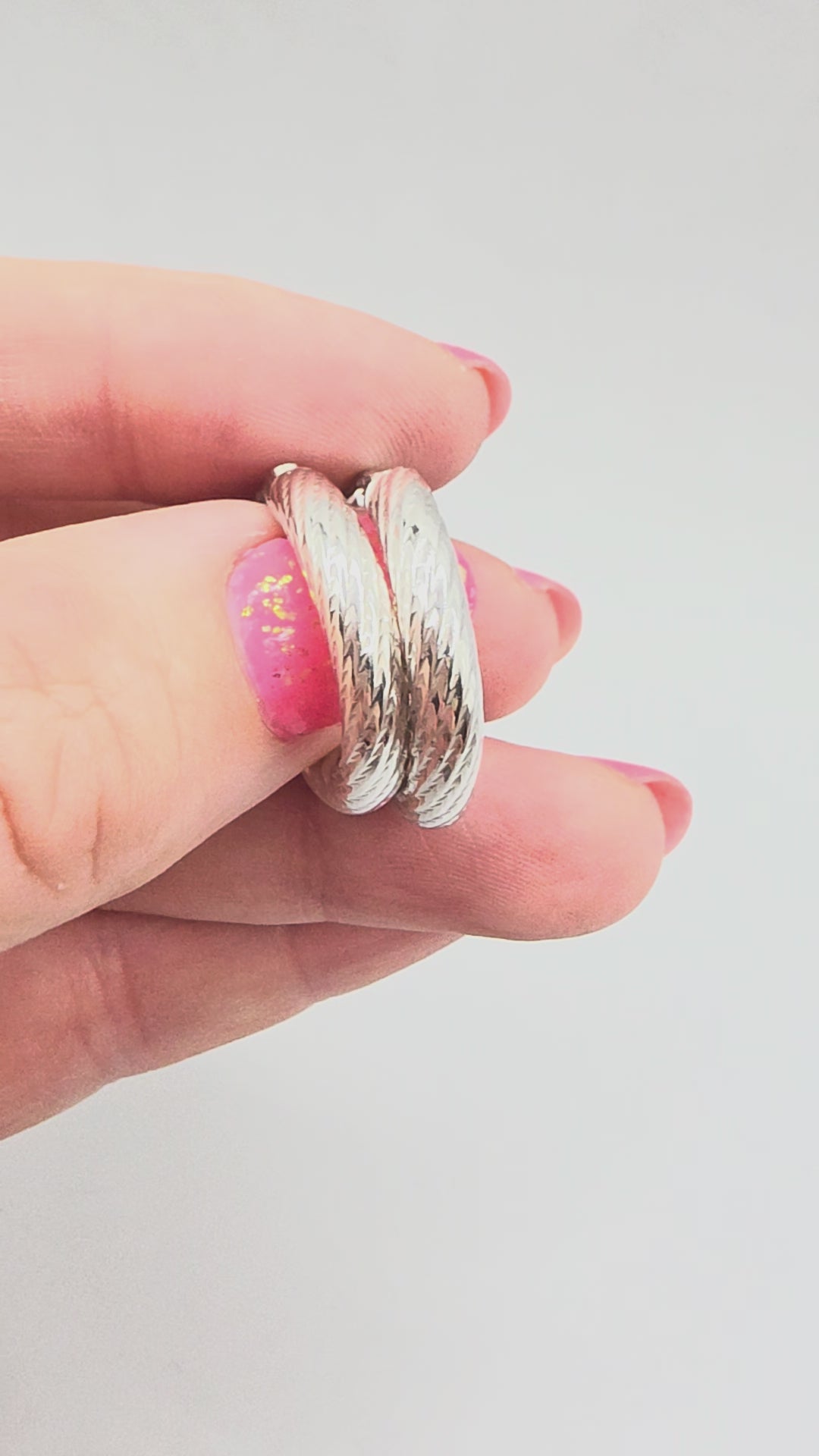 DYADEMA 925 Sterling Silver Diamond-Cut Hoop Earrings Italy Hinged