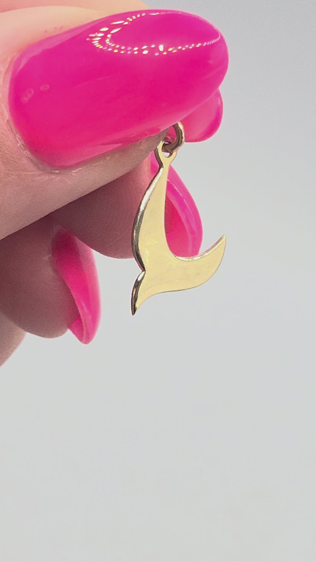 RETIRED James Avery Solid 14K Gold Asymetrical Descending Dove Silhouette Charm