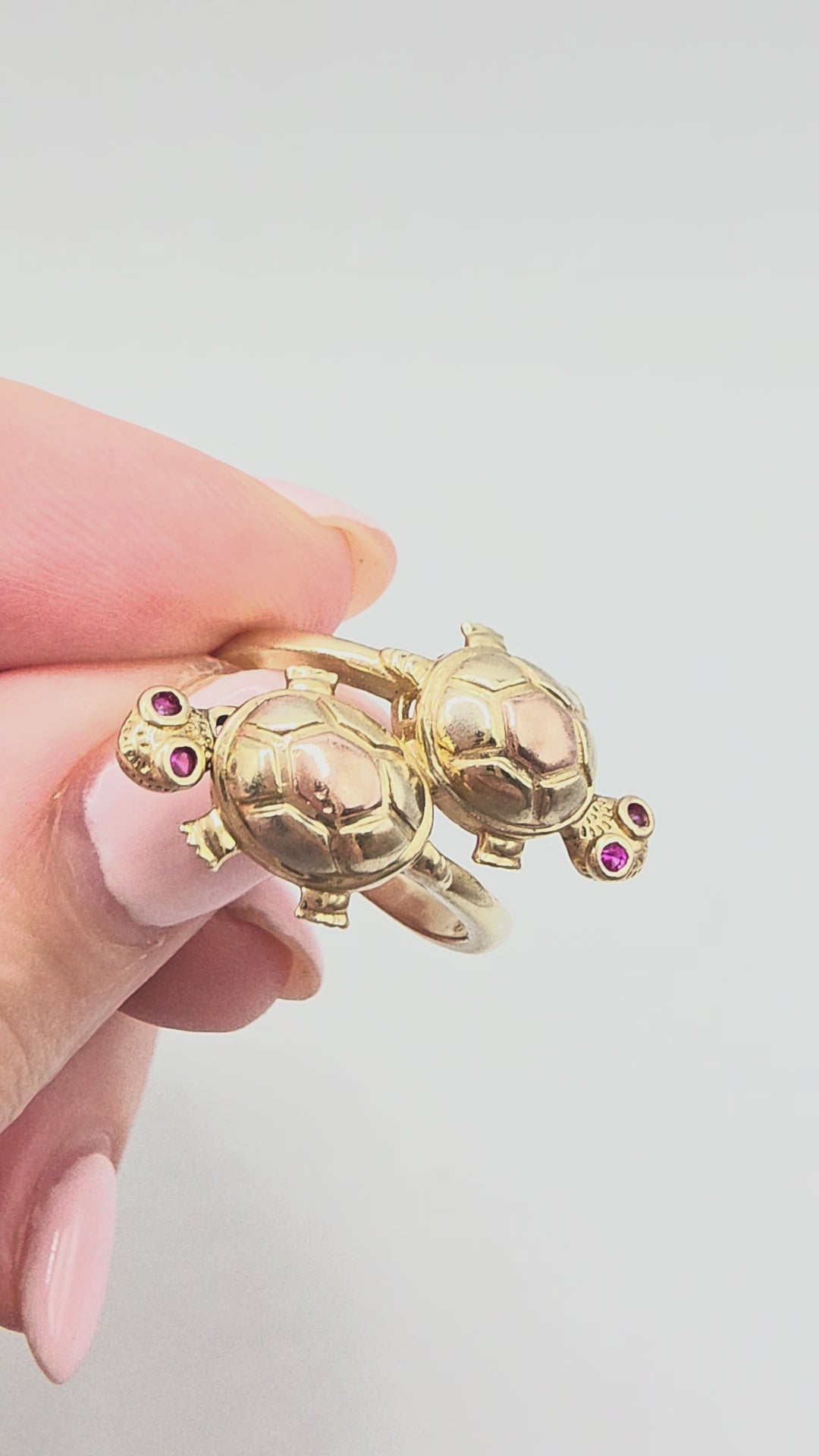 Solid 10K Tri Color Gold Turtle Ring with Articulating Heads and Ruby Eyes Sz 7