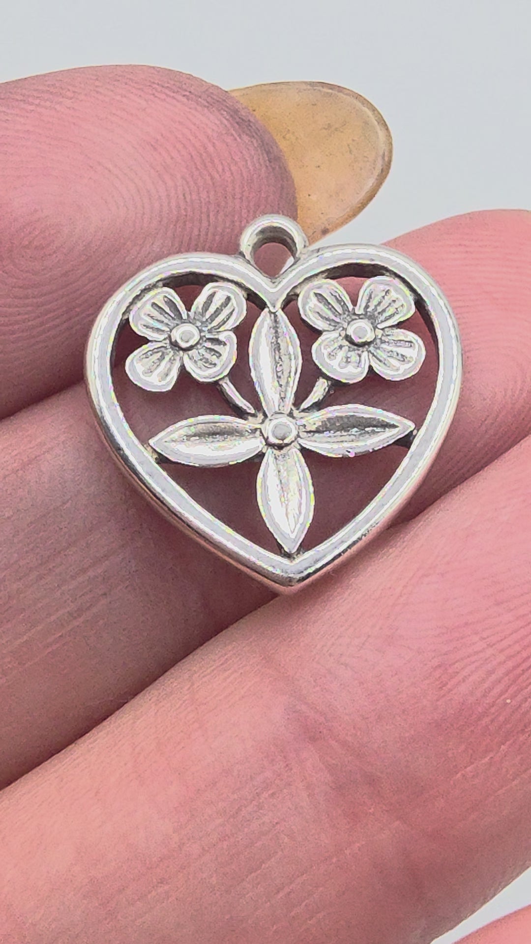 Retired James Avery 925 Sterling Silver Floral Heart Charm Pendant