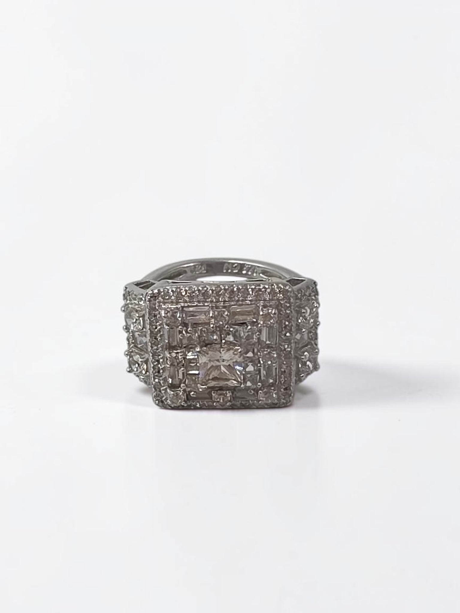 FZN Fuzion Creations 925 Sterling Silver Princess Cut CZ Halo Ring Size 5.25