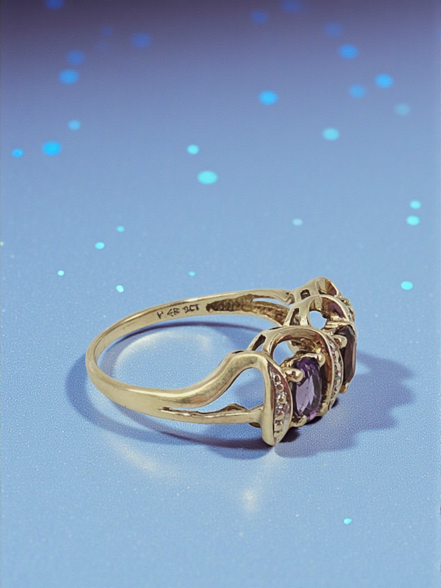 Solid 9K Gold Ring with Peridot, Garnet, Amethyst and Diamonds - Size 7.5