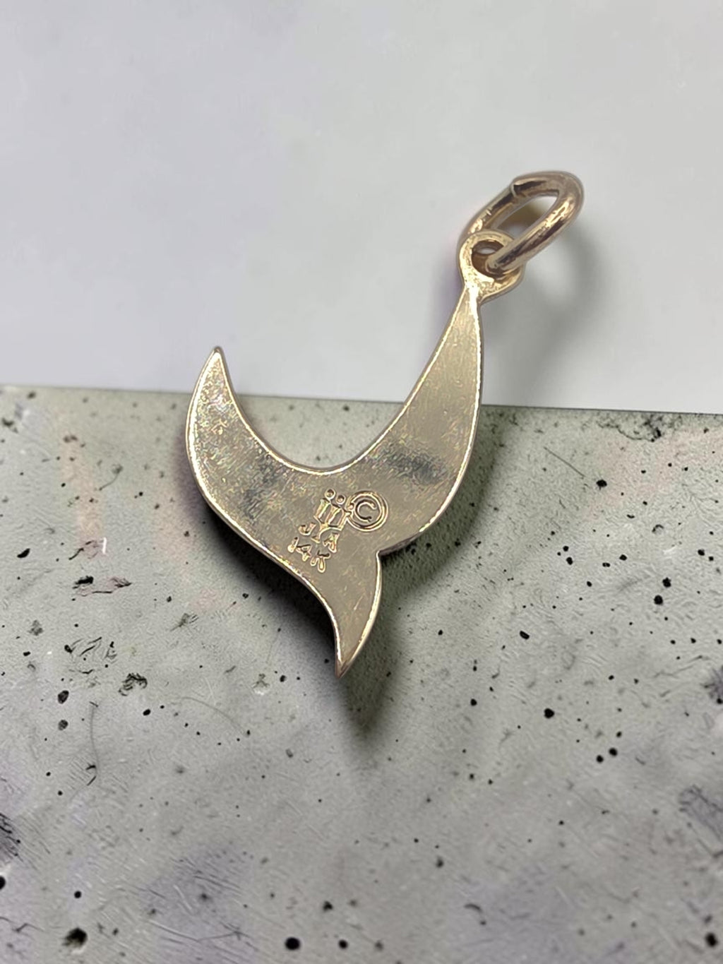 RETIRED James Avery Solid 14K Gold Asymetrical Descending Dove Silhouette Charm