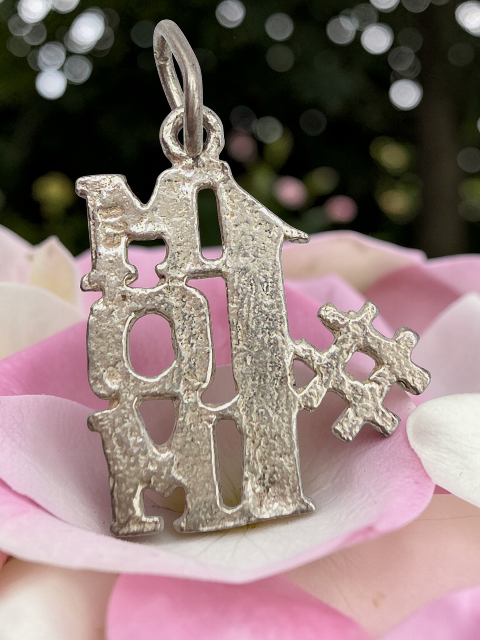 925 Sterling Silver #1 Mom Charm Pendant