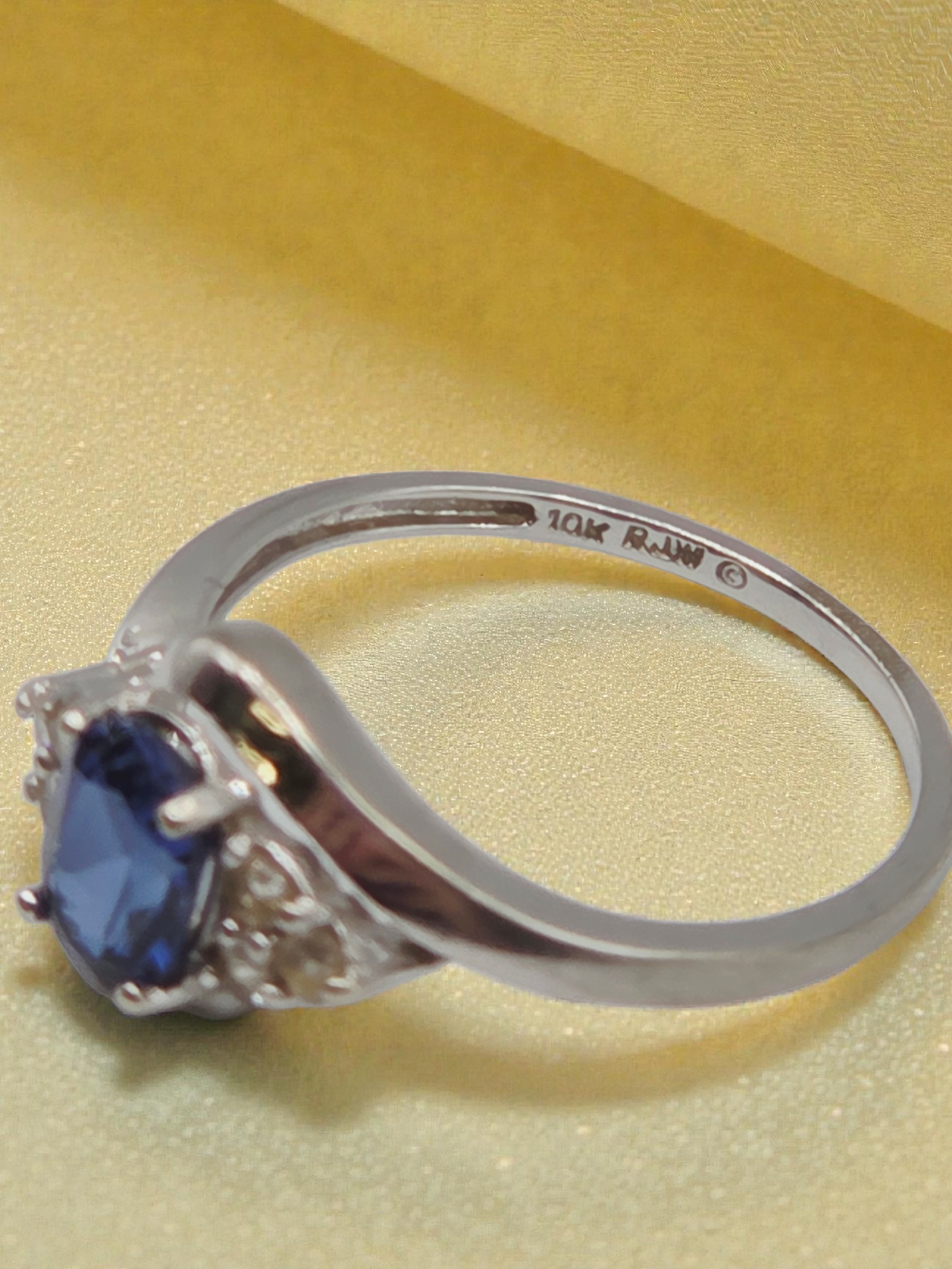 RJW Solid 10K White Gold Ring with Blue Sapphire & White Topaz - Size 6.5