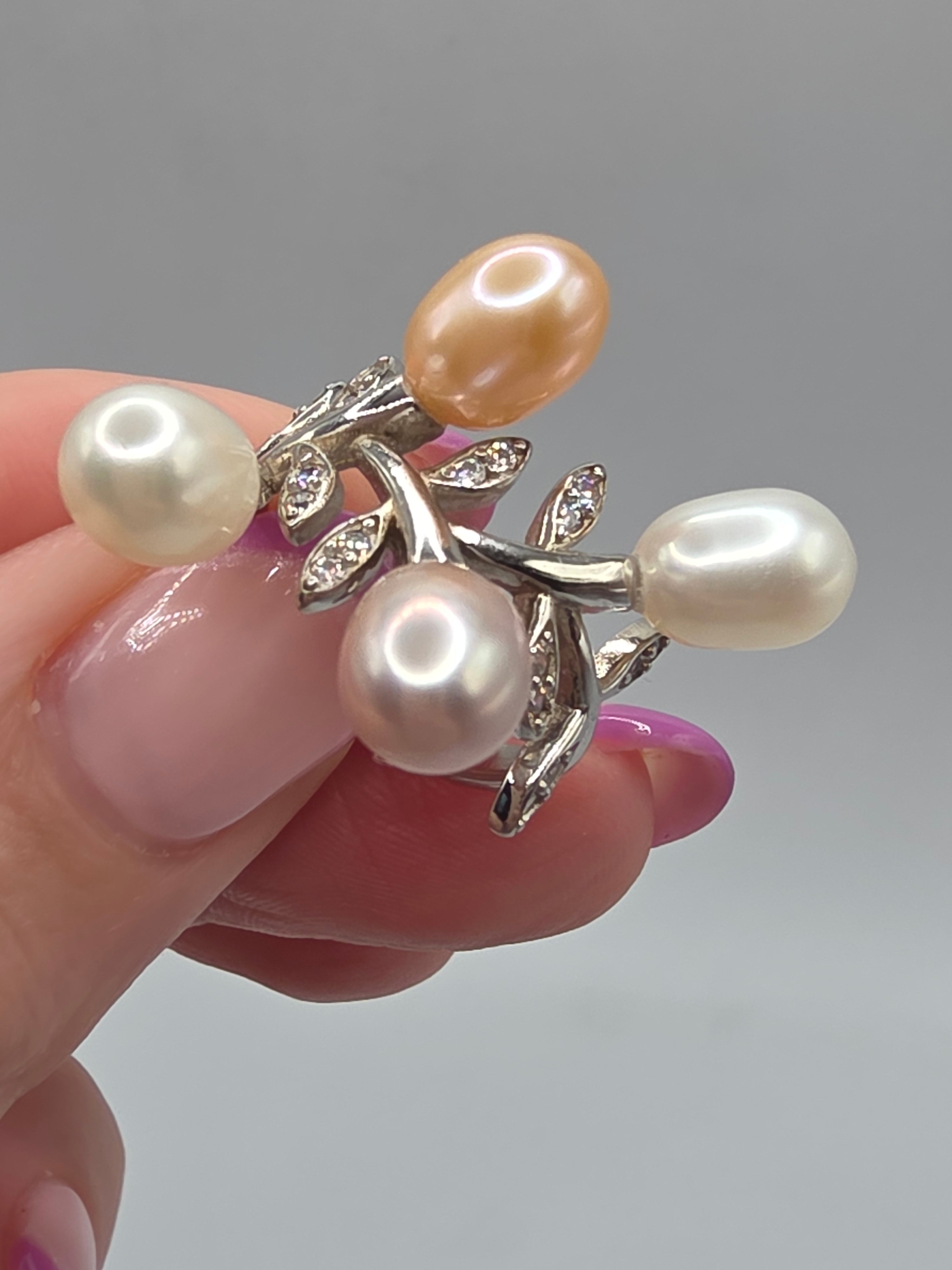 925 Sterling Silver Multi Color Pearl Floral Ring with CZ Leaf Accents - Size 6