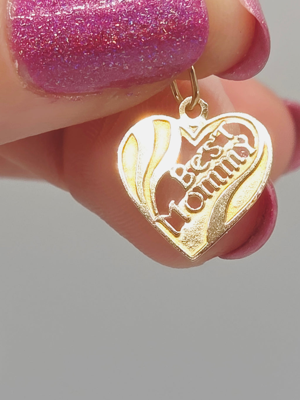 Solid 14K Yellow Gold Best Mommy Heart Necklace Pendant