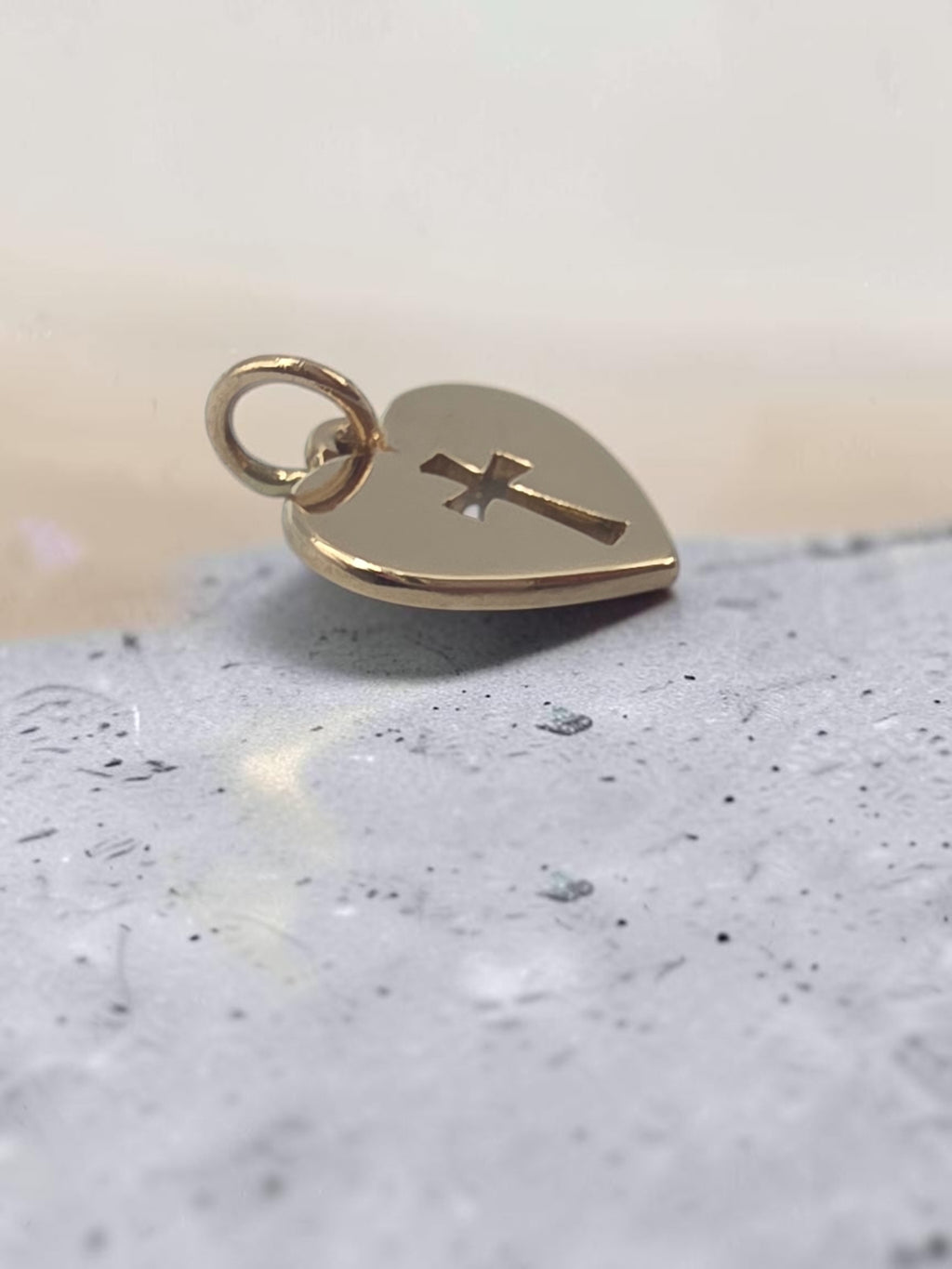 James Avery Solid 14K Yellow Gold Crosslet Cross Heart Charm Pendant