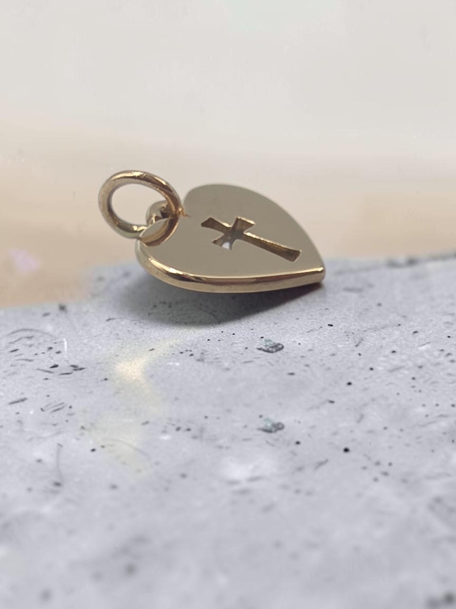 James Avery Solid 14K Yellow Gold Crosslet Cross Heart Charm Pendant