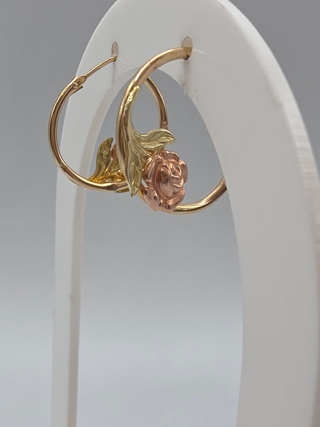 JTS Solid 10K Tri Color Gold Rose Flower Hoop Earrings Yellow Rose Green