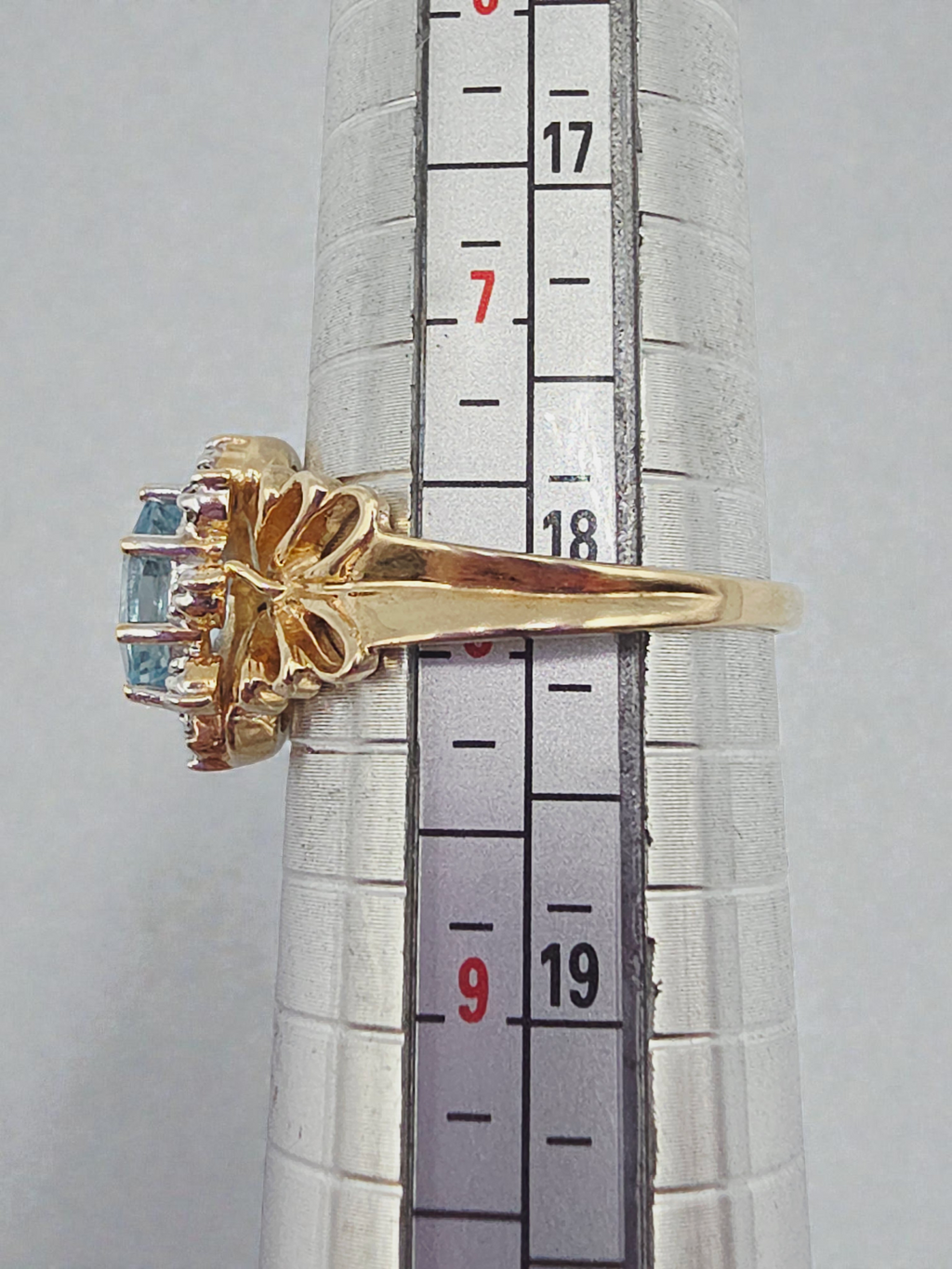 Solid 10K Yellow Gold Ring with Blue Topaz & Diamond Accents - Size 7.75