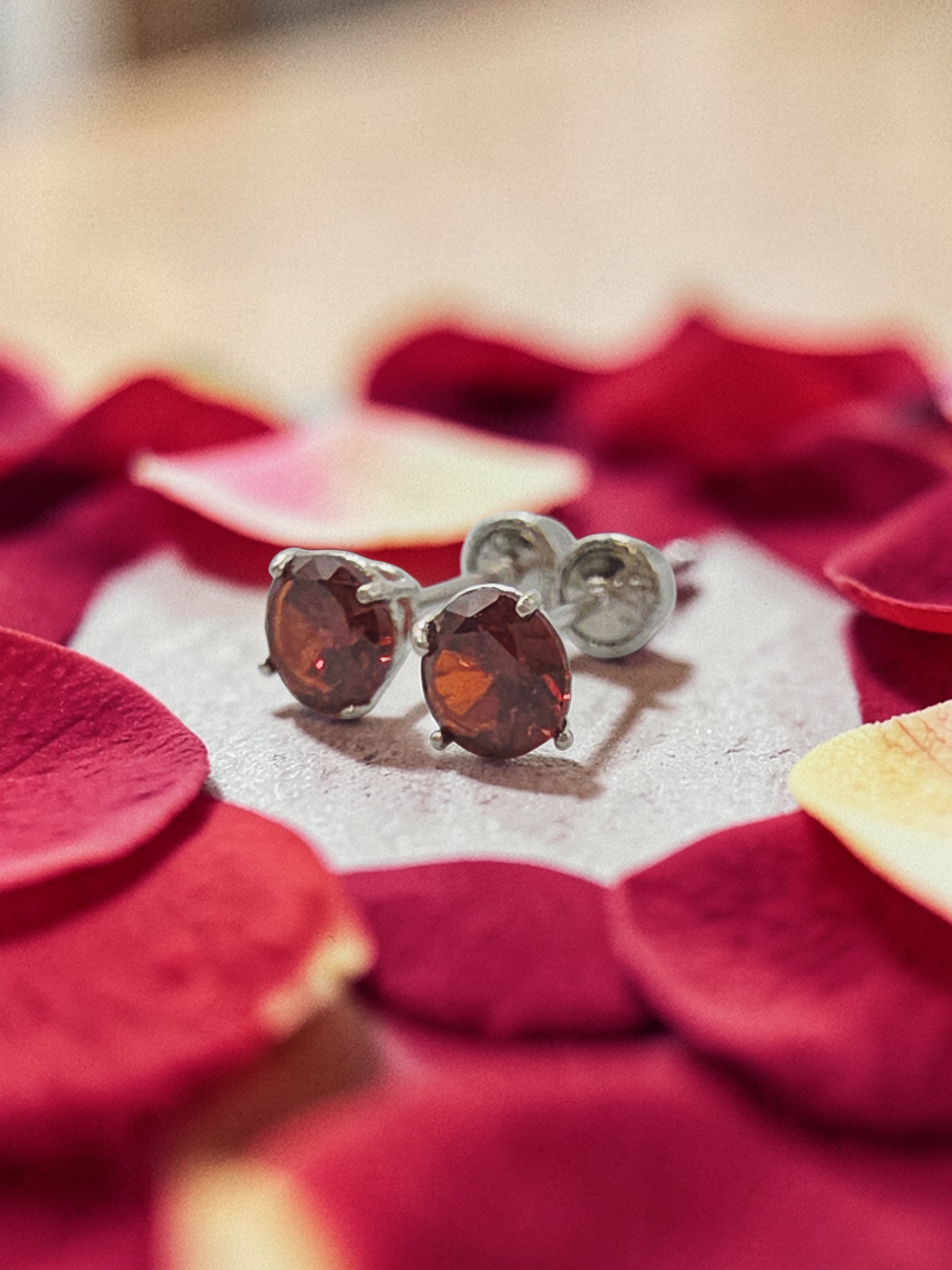 Solid 14K White Gold Garnet Stud Earrings - Screwbacks