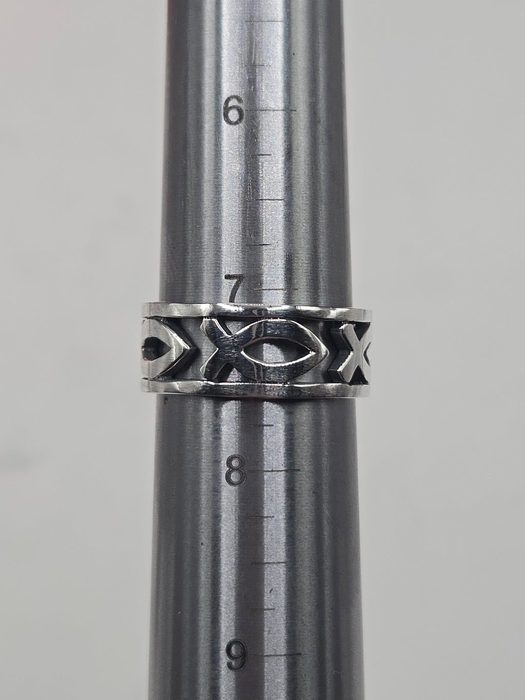 RETIRED James Avery Sterling Silver Ichthus Eternity Ring - Size 7.5