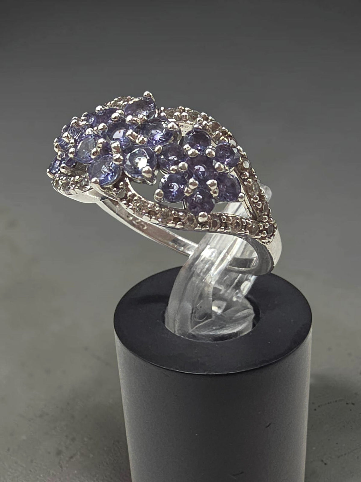 BBJ Sterling Silver Violet Periwinkle CZ Cubic Zirconia Cluster Ring - Size 6
