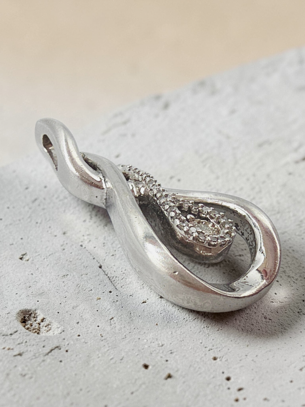 Jane Seymour 925 Sterling Silver Diamond Necklace Pendant