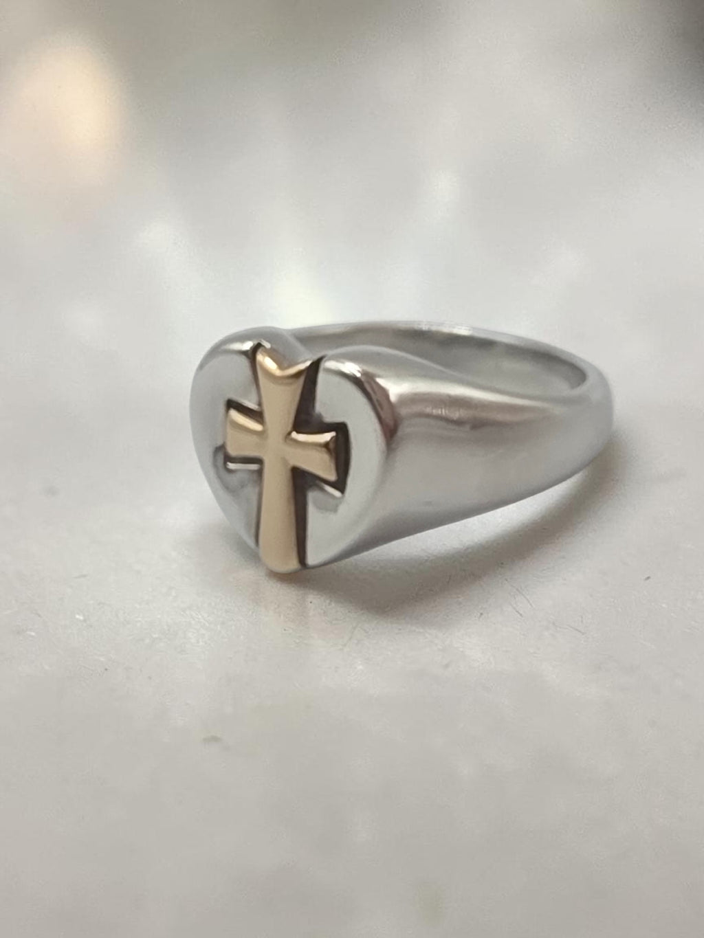 RETIRED James Avery Sterling Silver Heart Ring with 14K Gold Cross Size 6